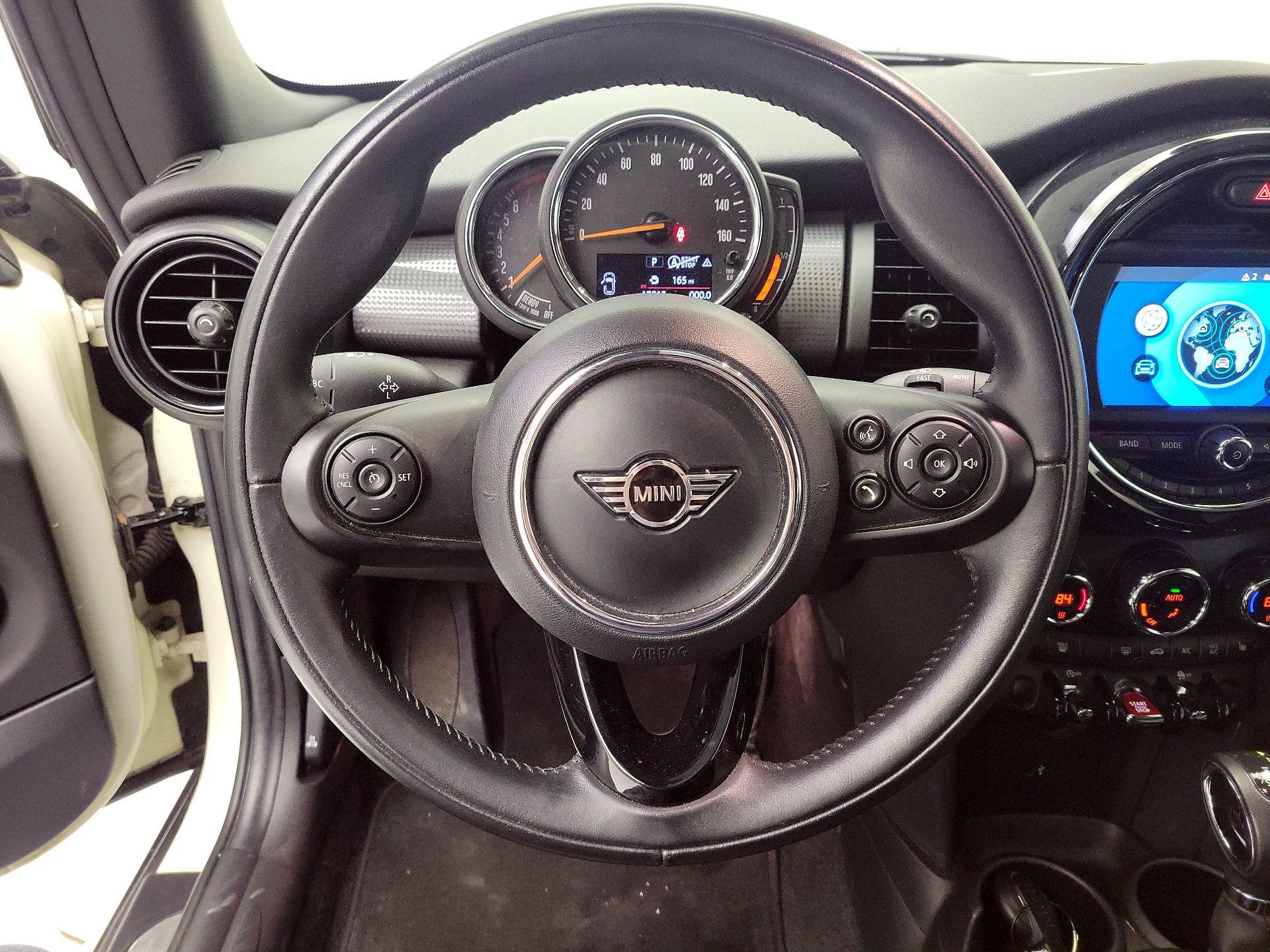 Thumbnail: 2019 MINI Cooper Hardtop - 10