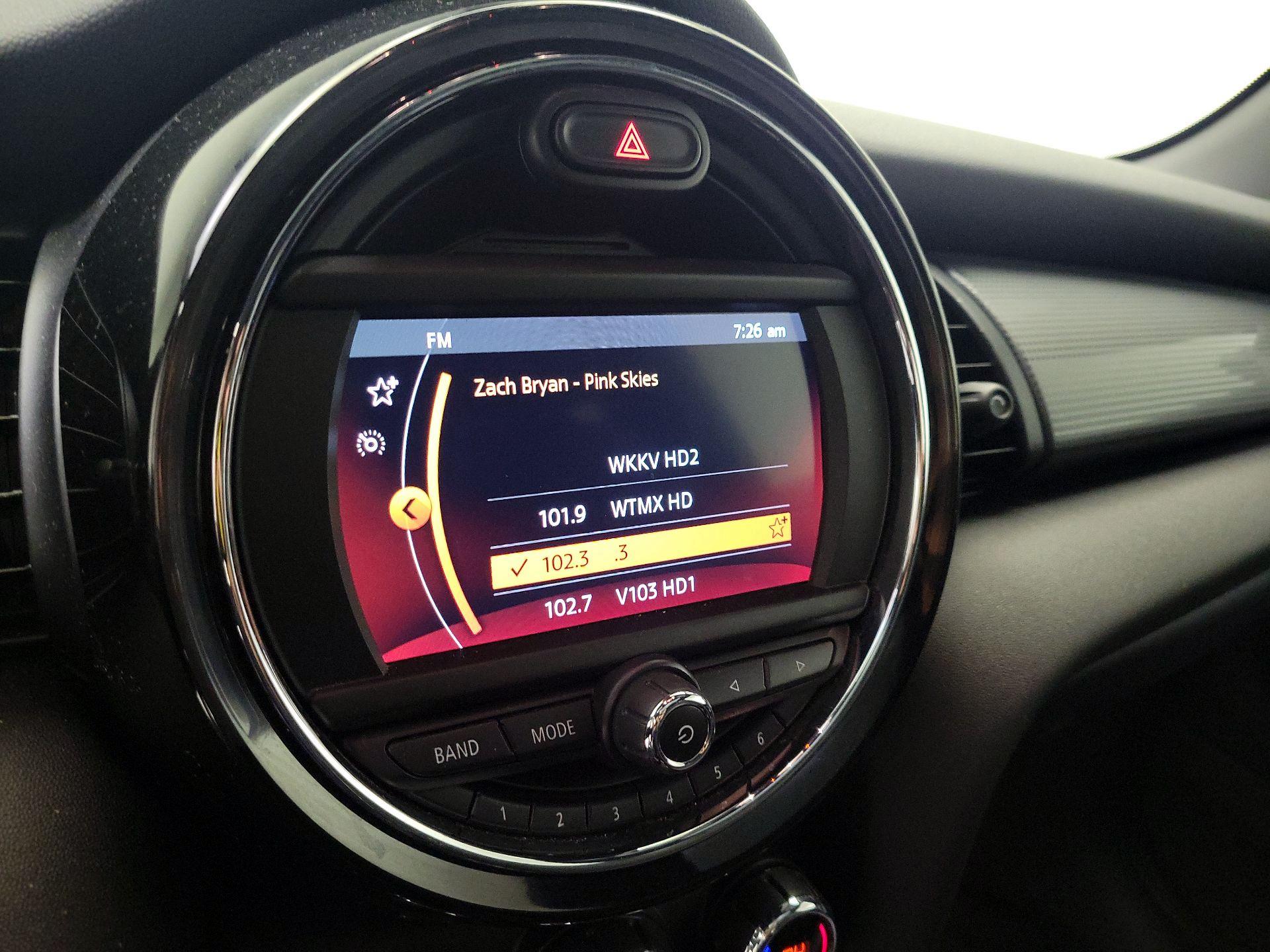 Thumbnail: 2019 MINI Cooper Hardtop - 15