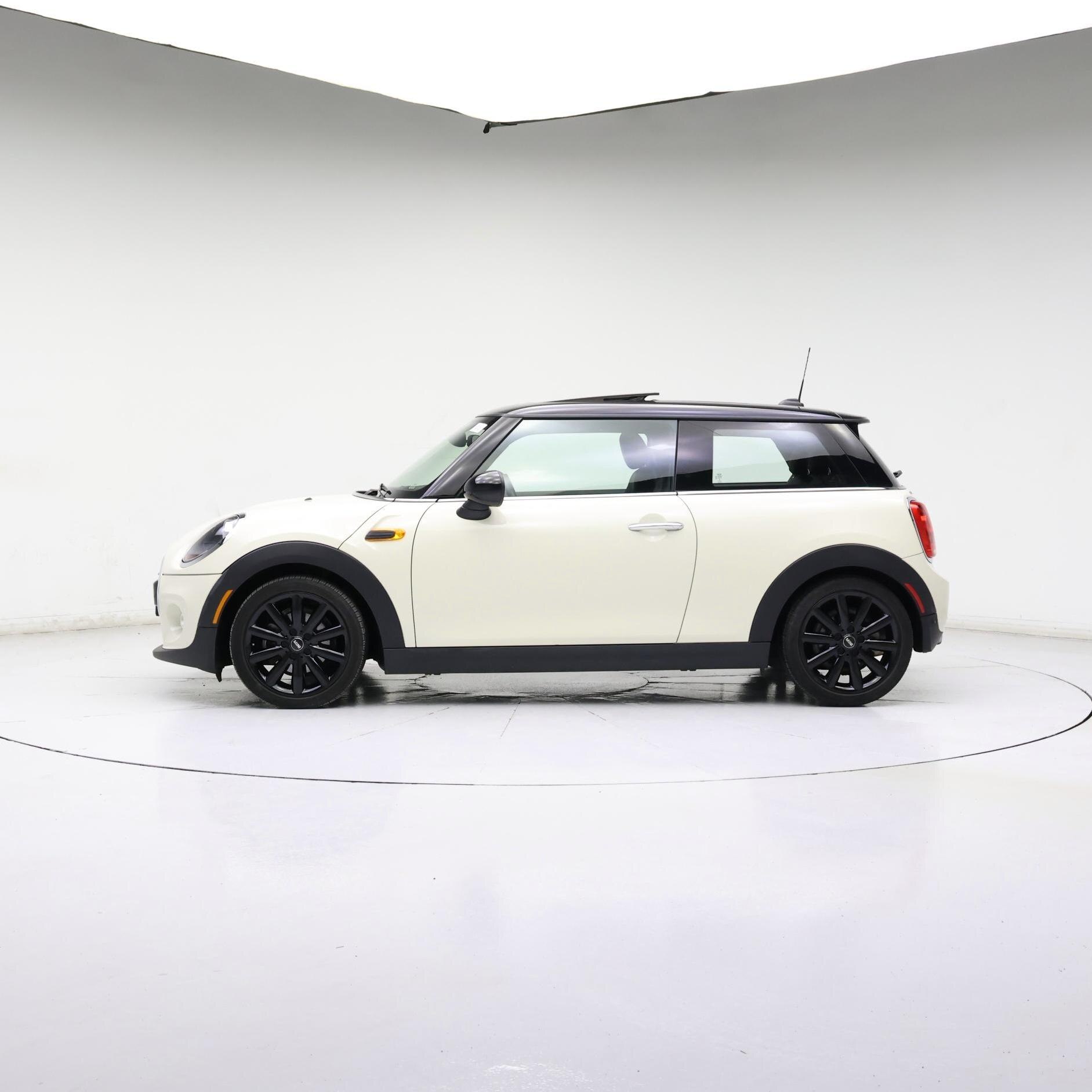 Thumbnail: 2019 MINI Cooper Hardtop - 7