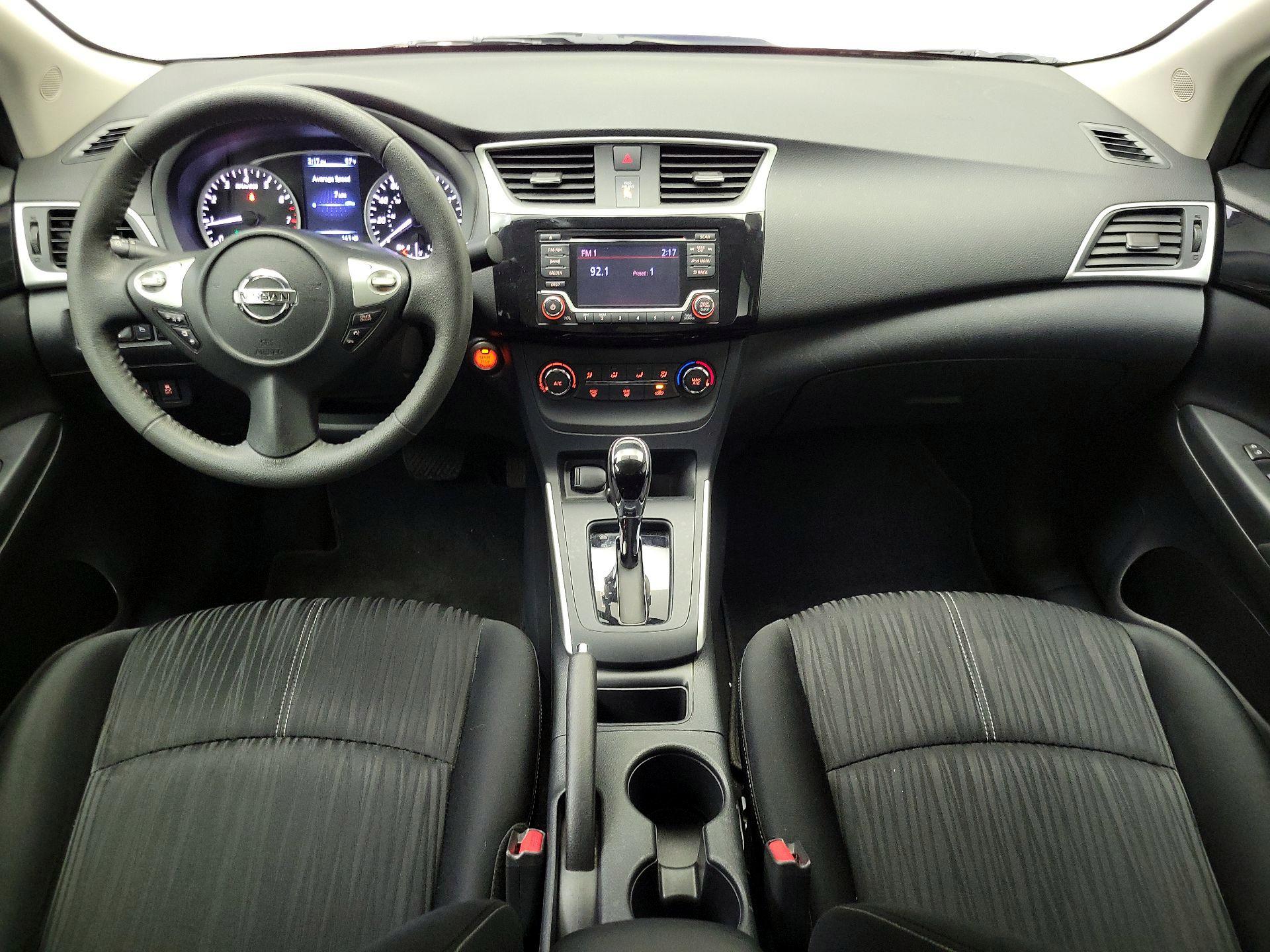 Thumbnail: 2017 Nissan Sentra - 9