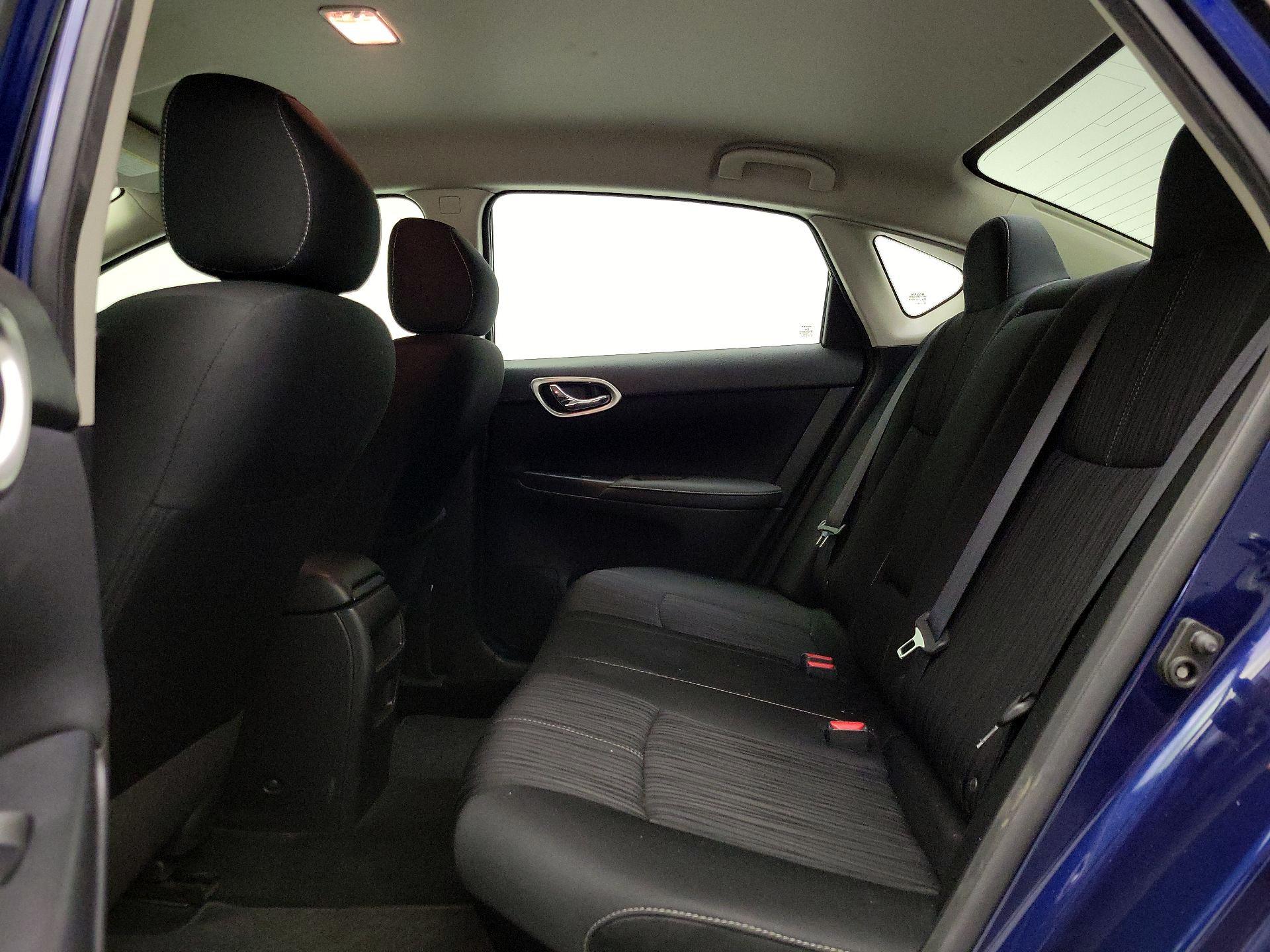 Thumbnail: 2017 Nissan Sentra - 19