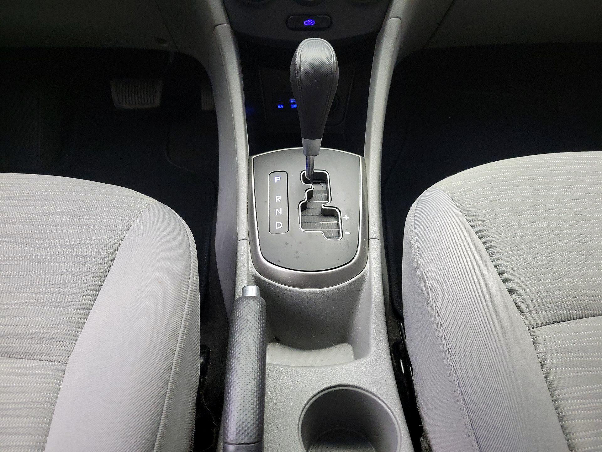 Thumbnail: 2017 Hyundai Accent - 16