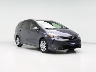 2017 Toyota Prius v Four