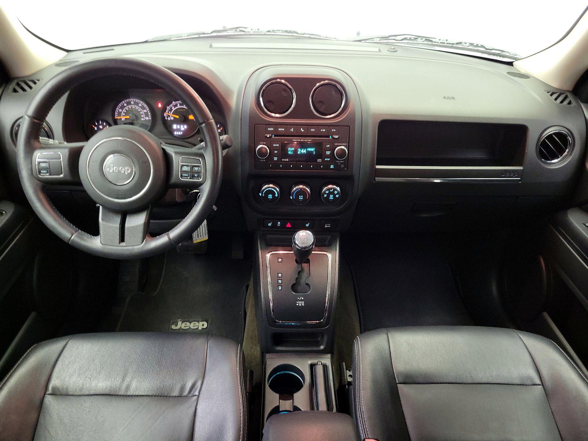 Thumbnail: 2016 Jeep Patriot - 9
