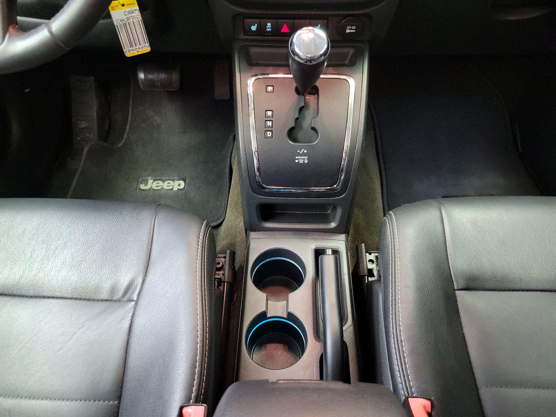 Thumbnail: 2016 Jeep Patriot - 15