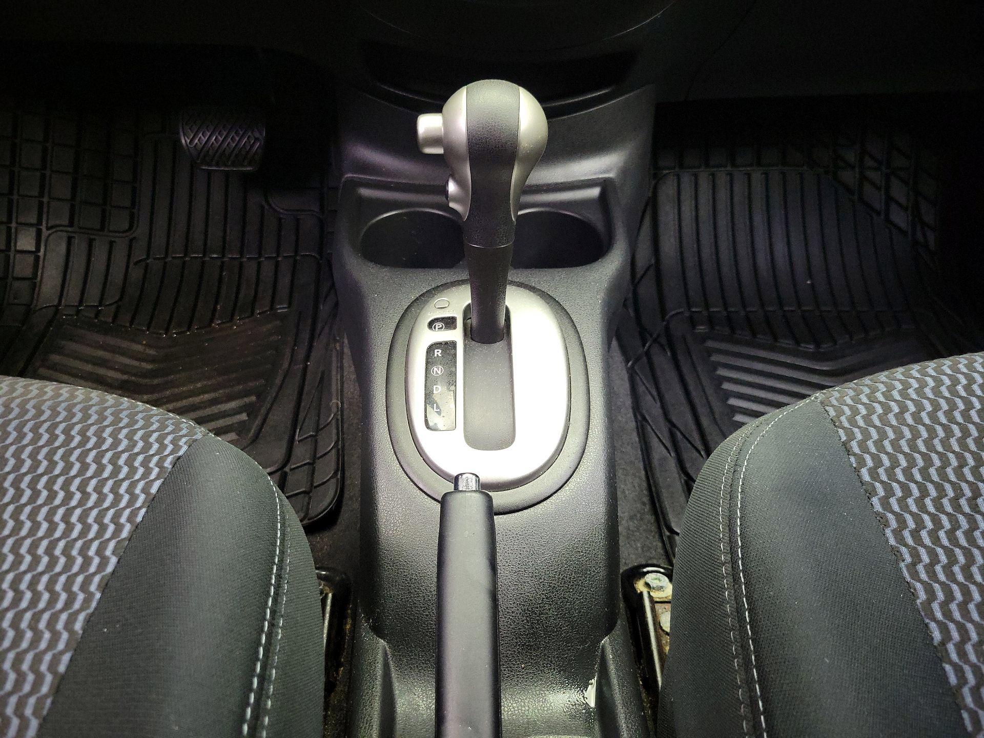 Thumbnail: 2015 Nissan Versa Note - 16