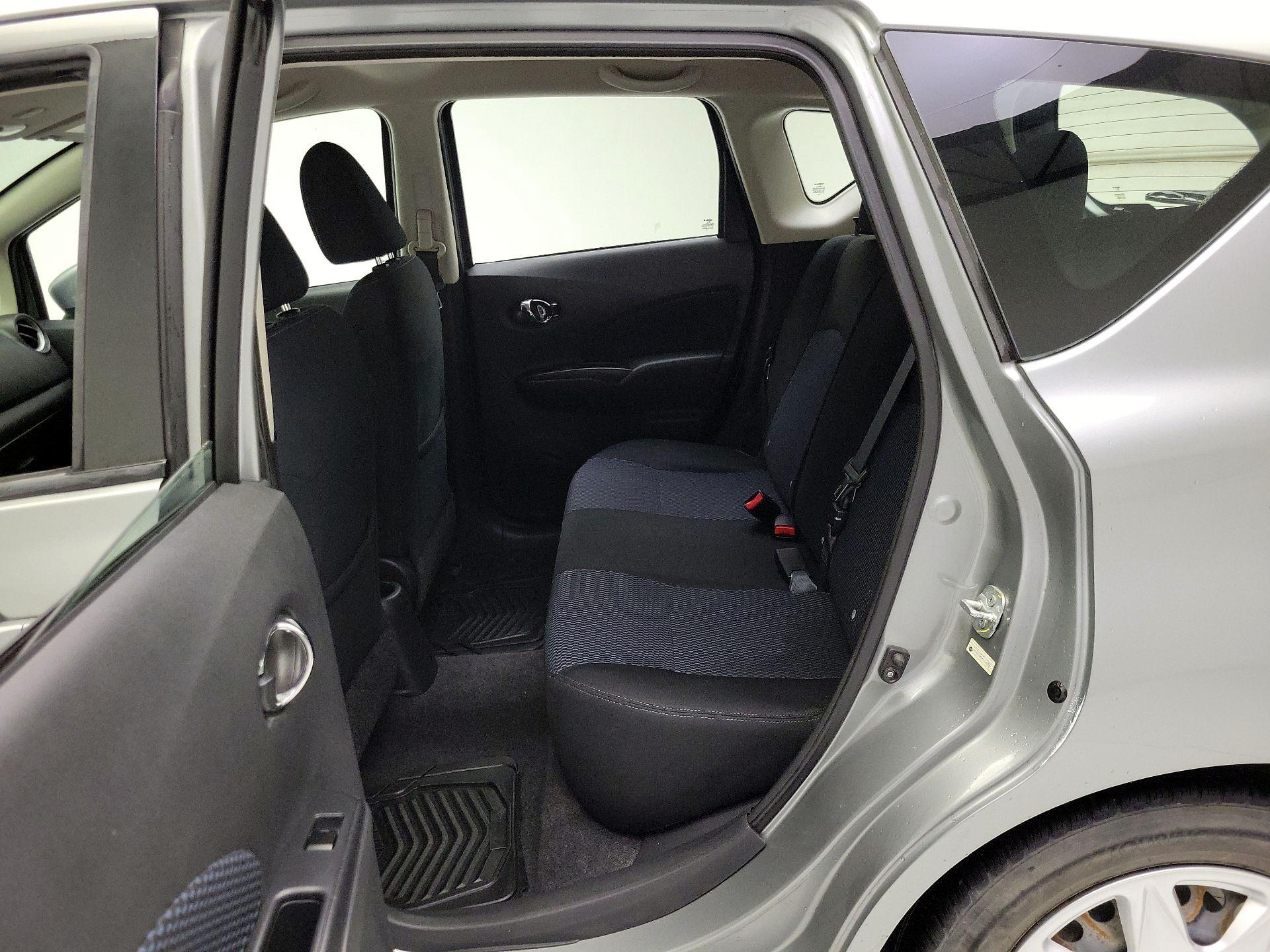 Thumbnail: 2015 Nissan Versa Note - 18