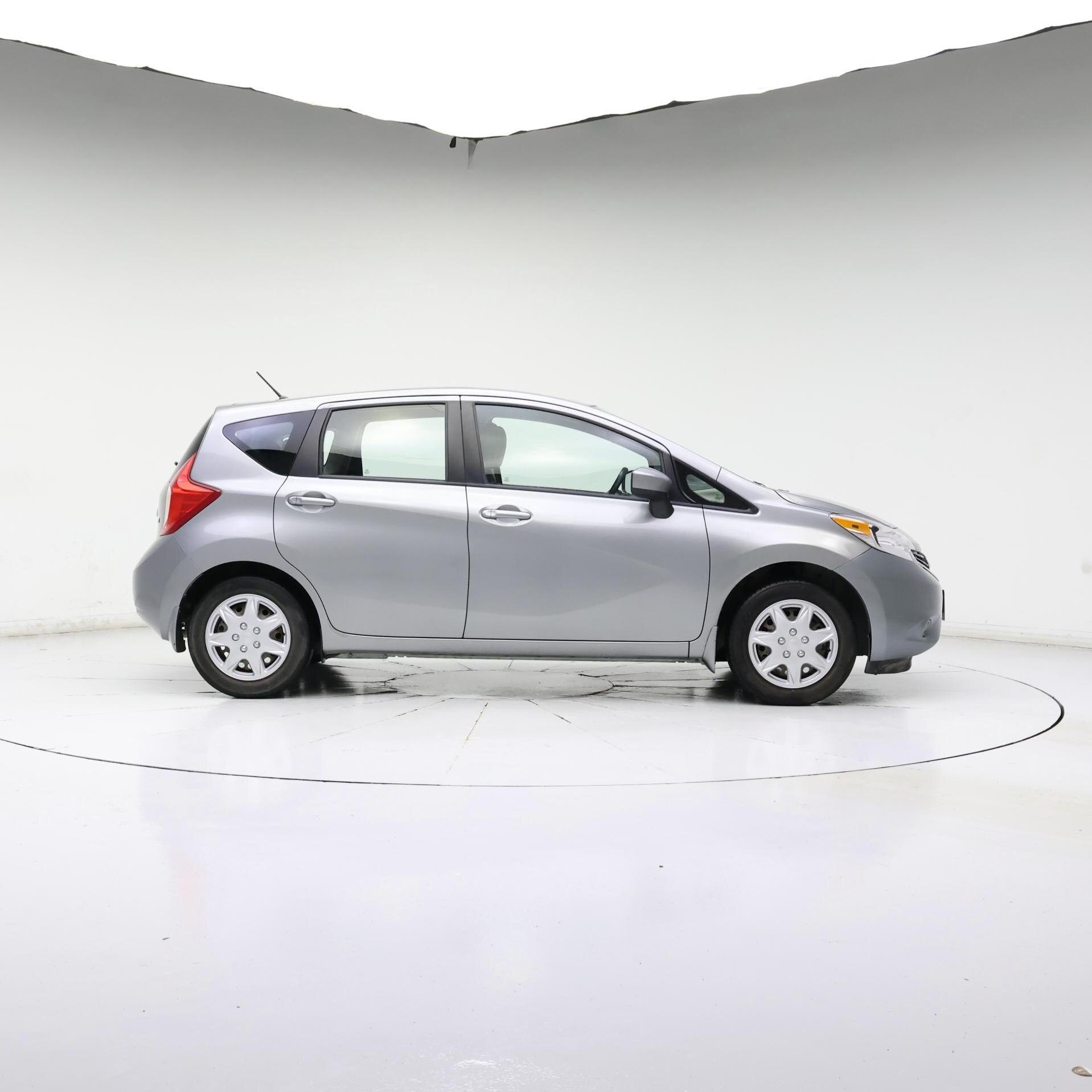 Thumbnail: 2015 Nissan Versa Note - 7