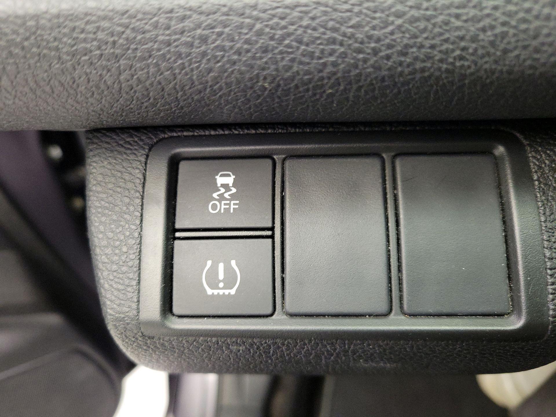 Thumbnail: 2016 Honda Civic - 13