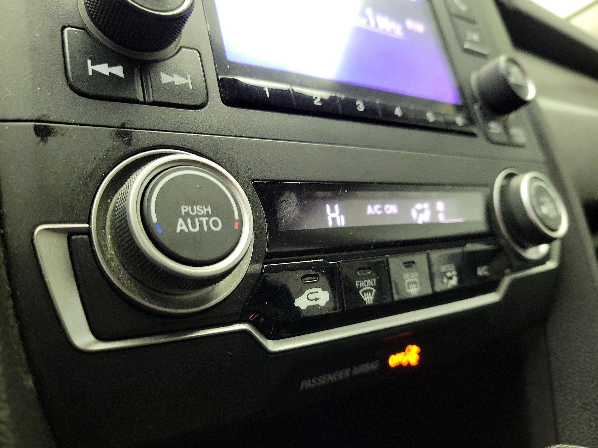 Thumbnail: 2016 Honda Civic - 16