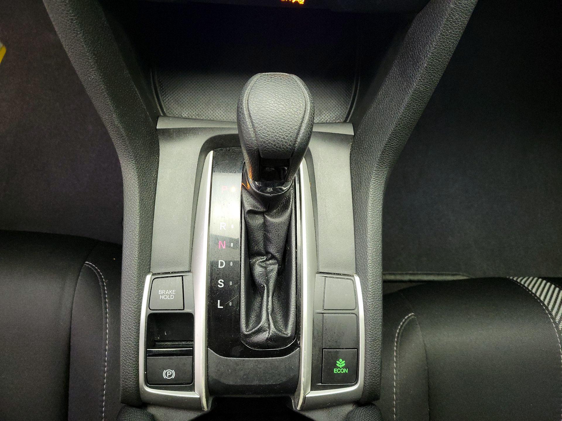 Thumbnail: 2016 Honda Civic - 17