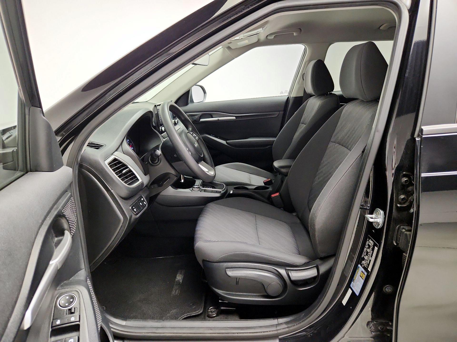 Thumbnail: 2023 Kia Seltos - 11