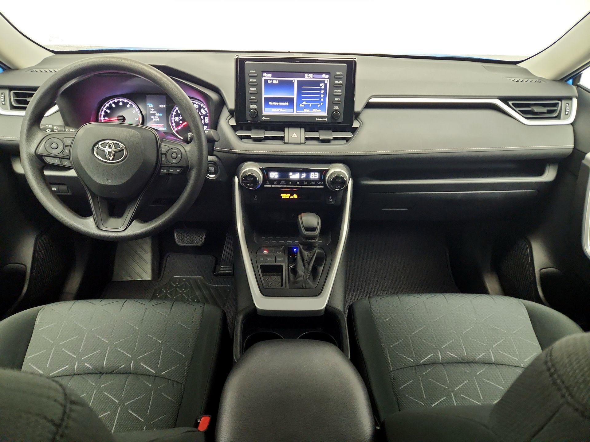 Thumbnail: 2020 Toyota RAV4 - 9