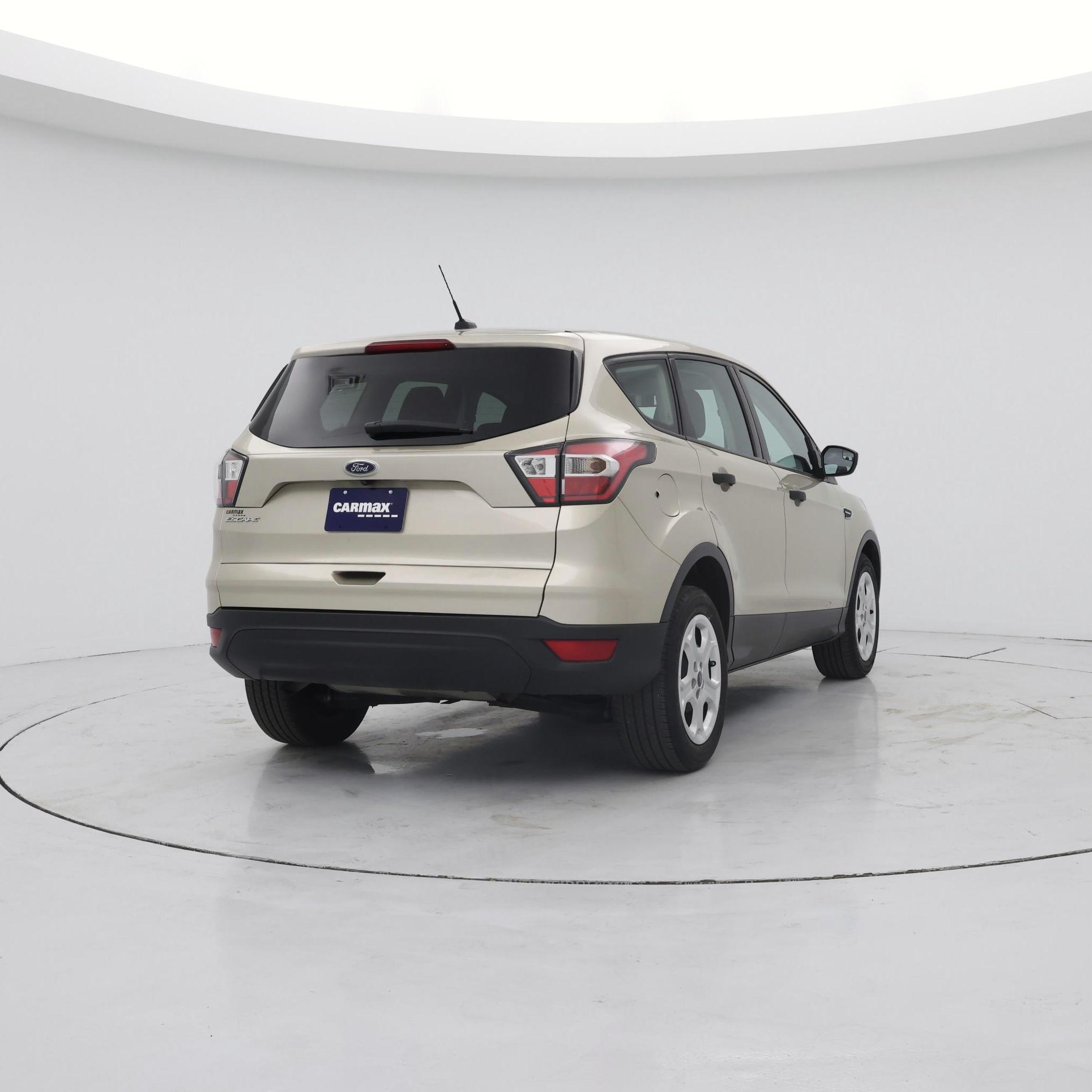 Thumbnail: 2017 Ford Escape - 8