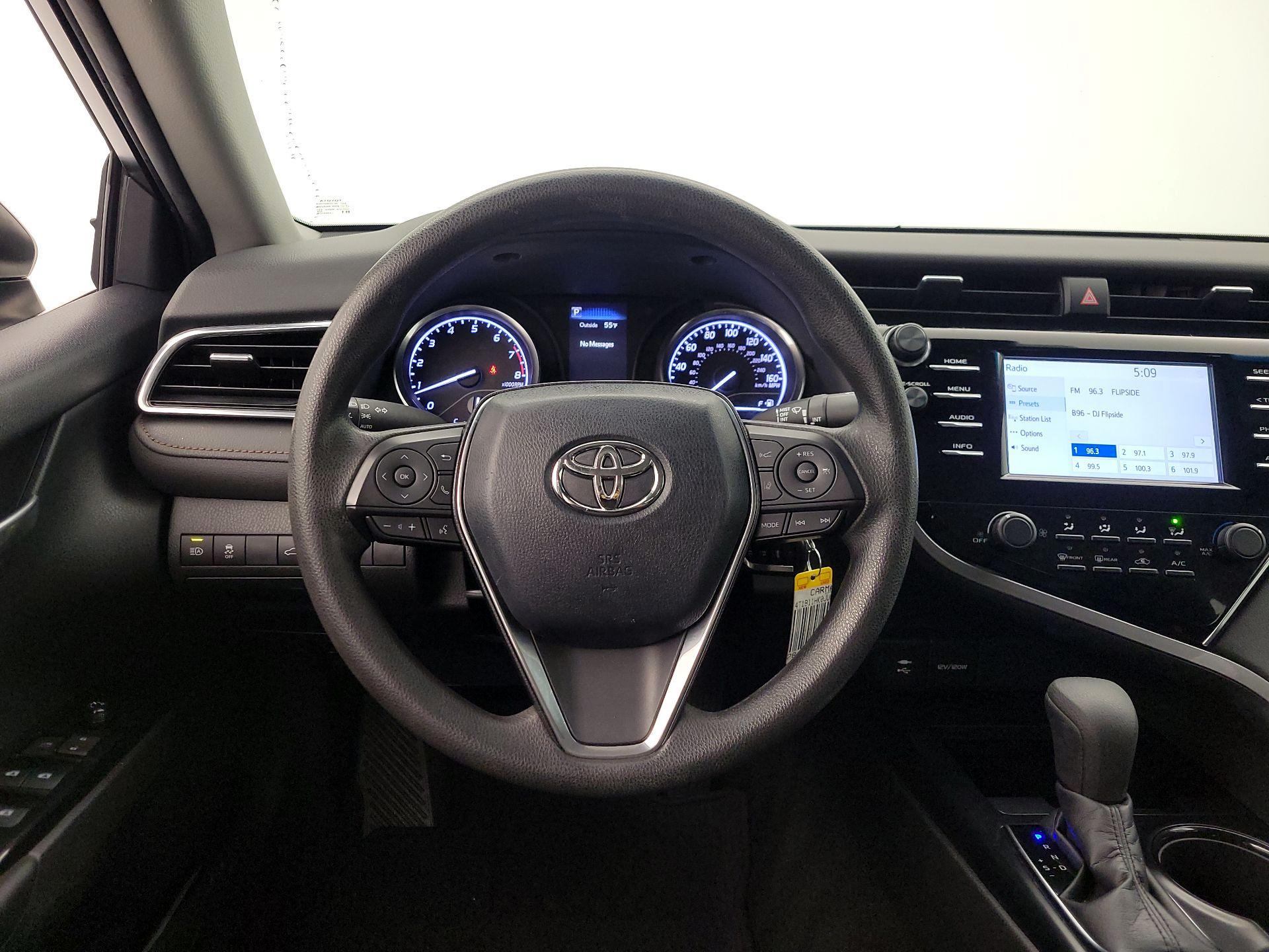 Thumbnail: 2018 Toyota Camry - 10