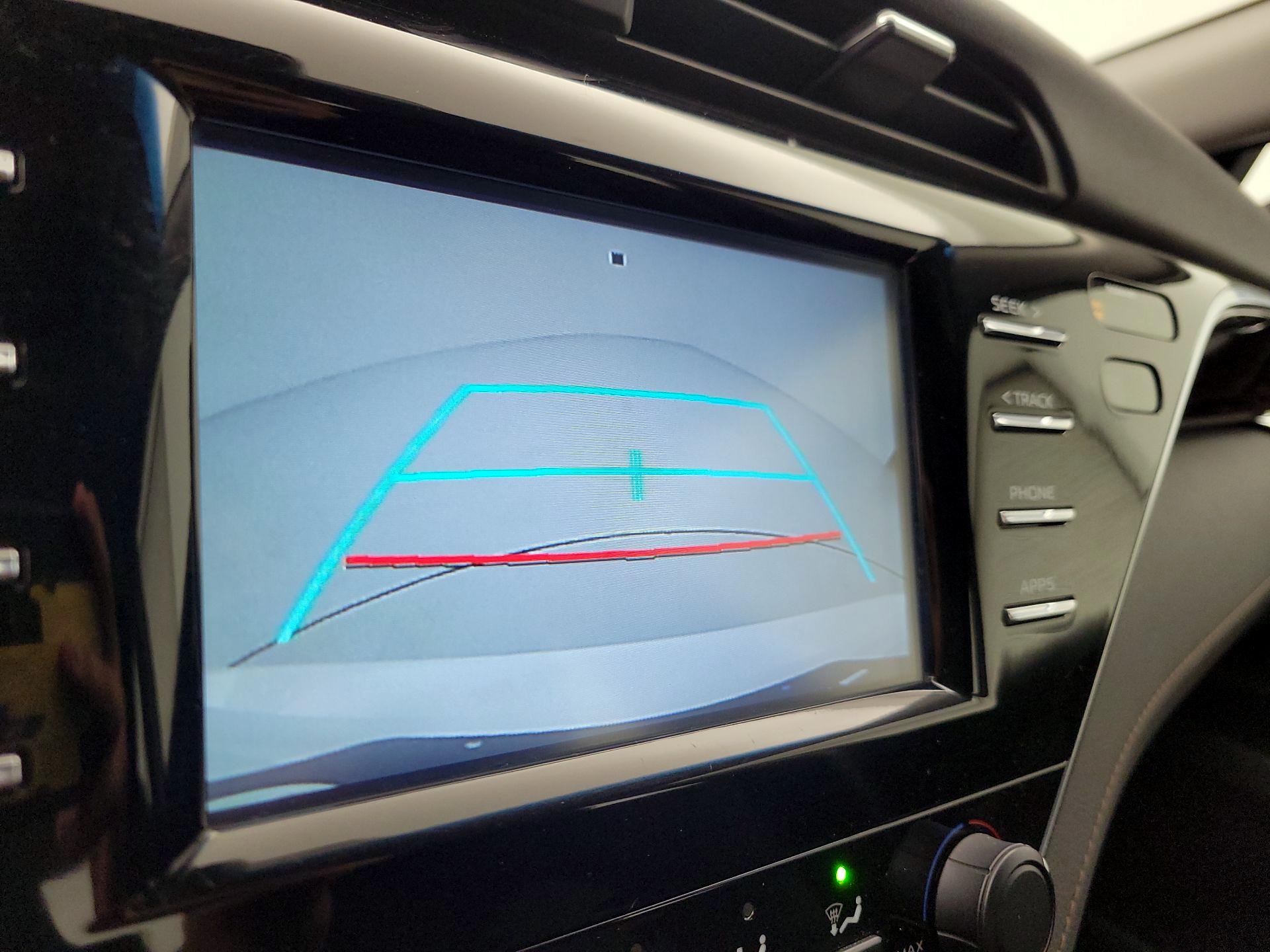 Thumbnail: 2018 Toyota Camry - 14