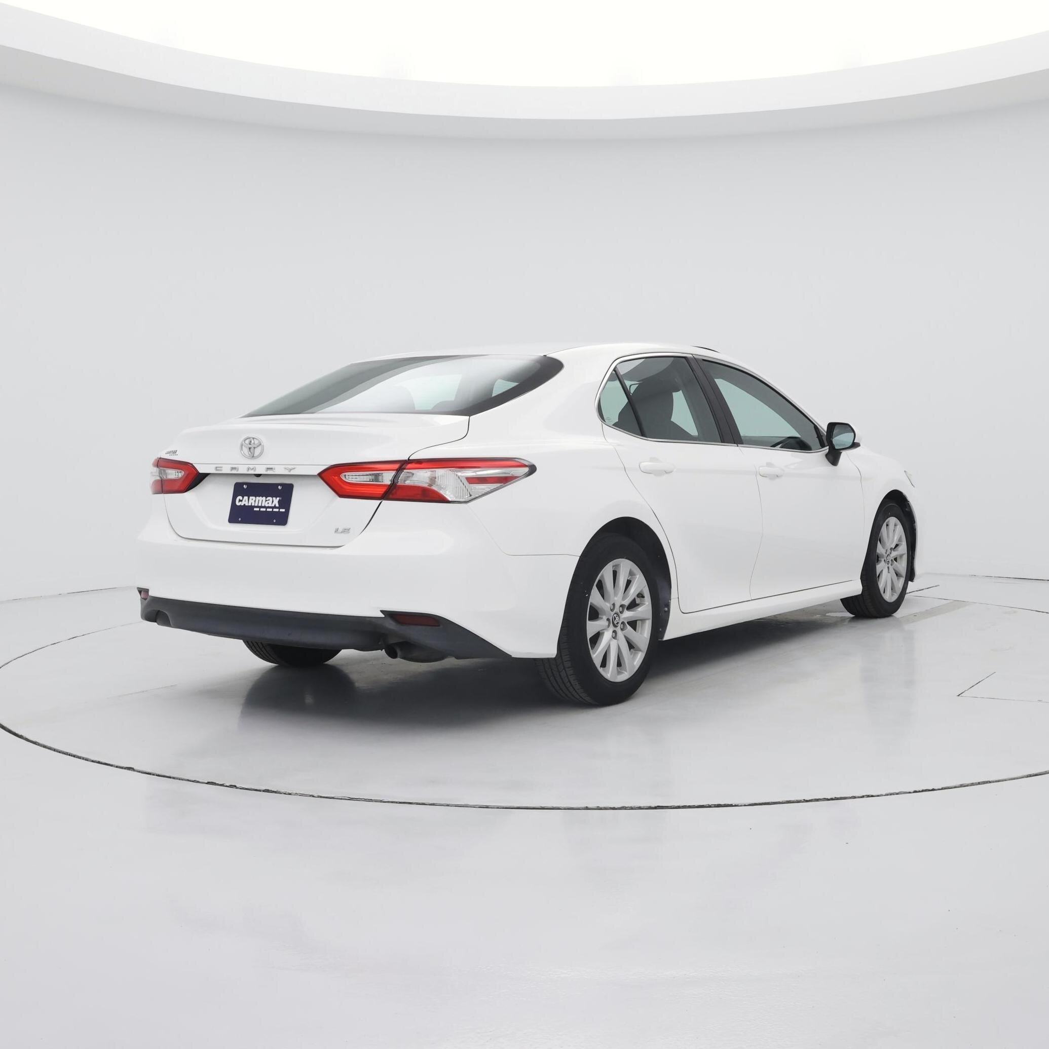 Thumbnail: 2018 Toyota Camry - 8