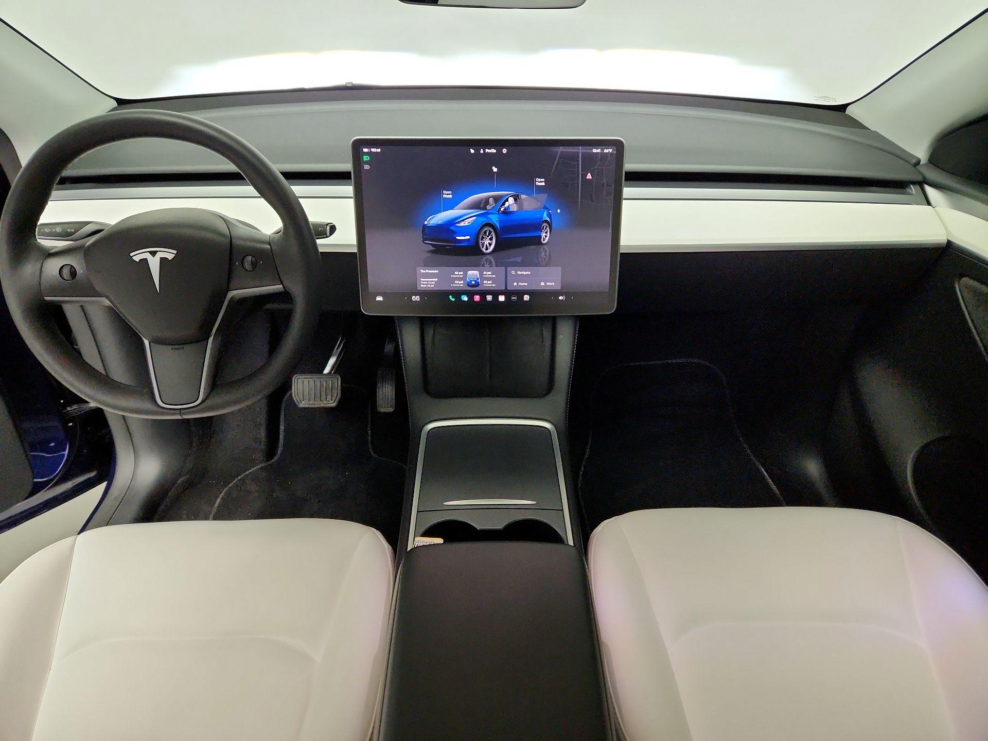 Thumbnail: 2023 Tesla Model Y - 9