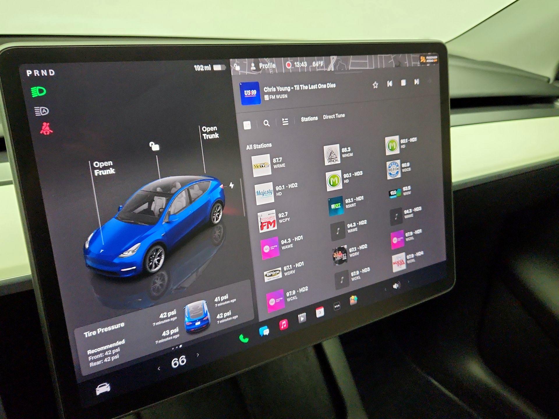 Thumbnail: 2023 Tesla Model Y - 15