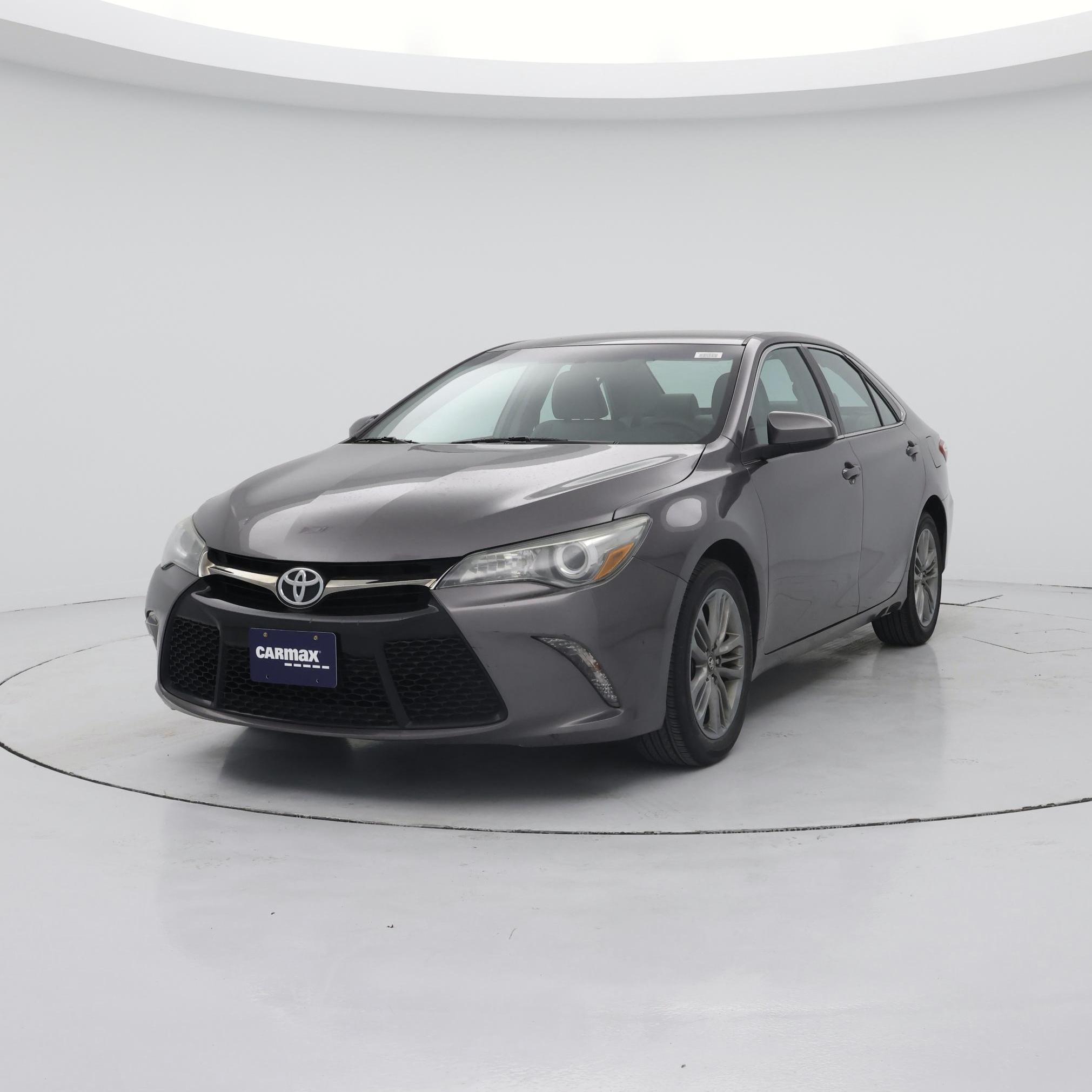 Thumbnail: 2016 Toyota Camry - 4