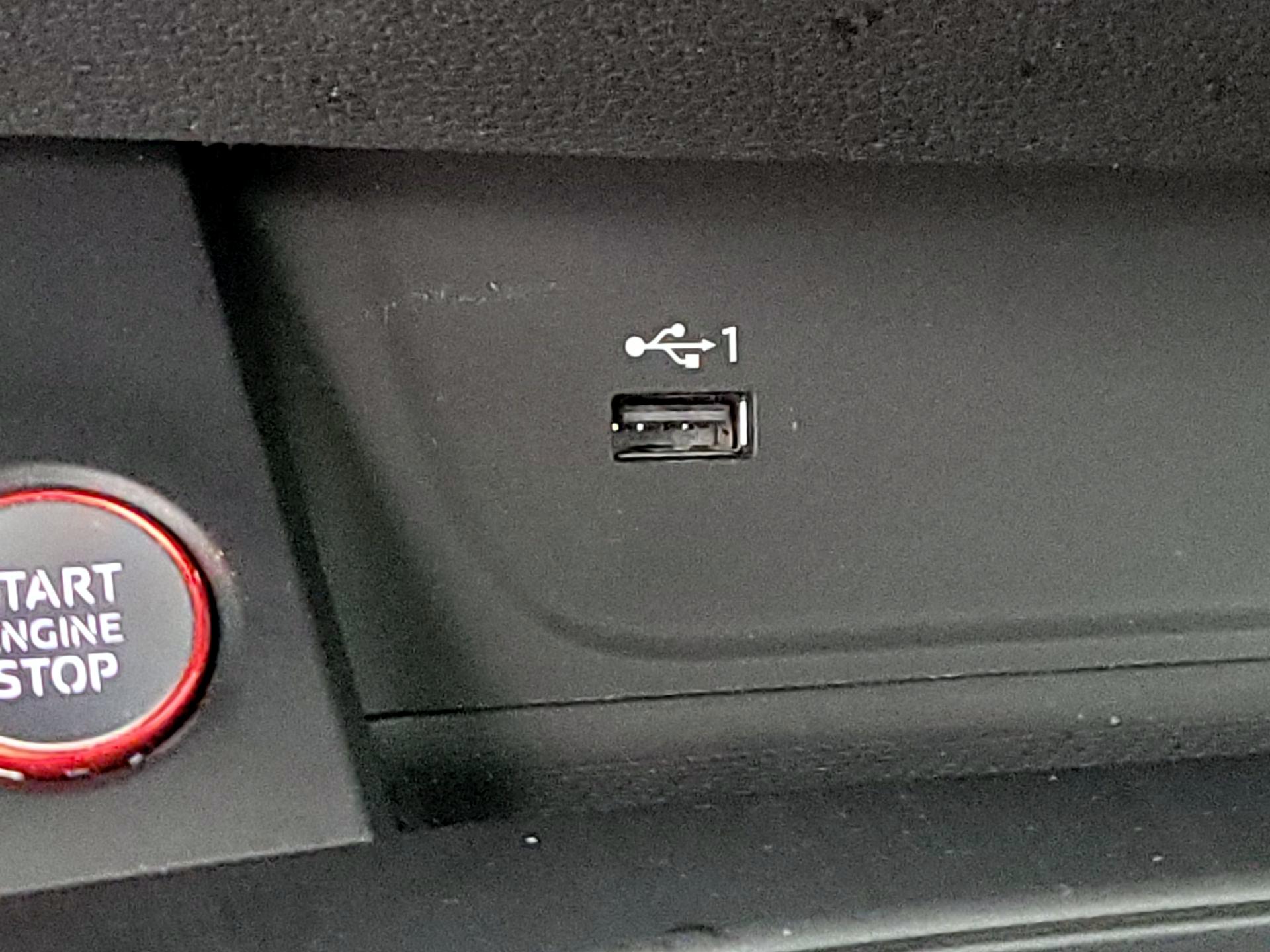 Thumbnail: 2019 Audi RS 5 - 17