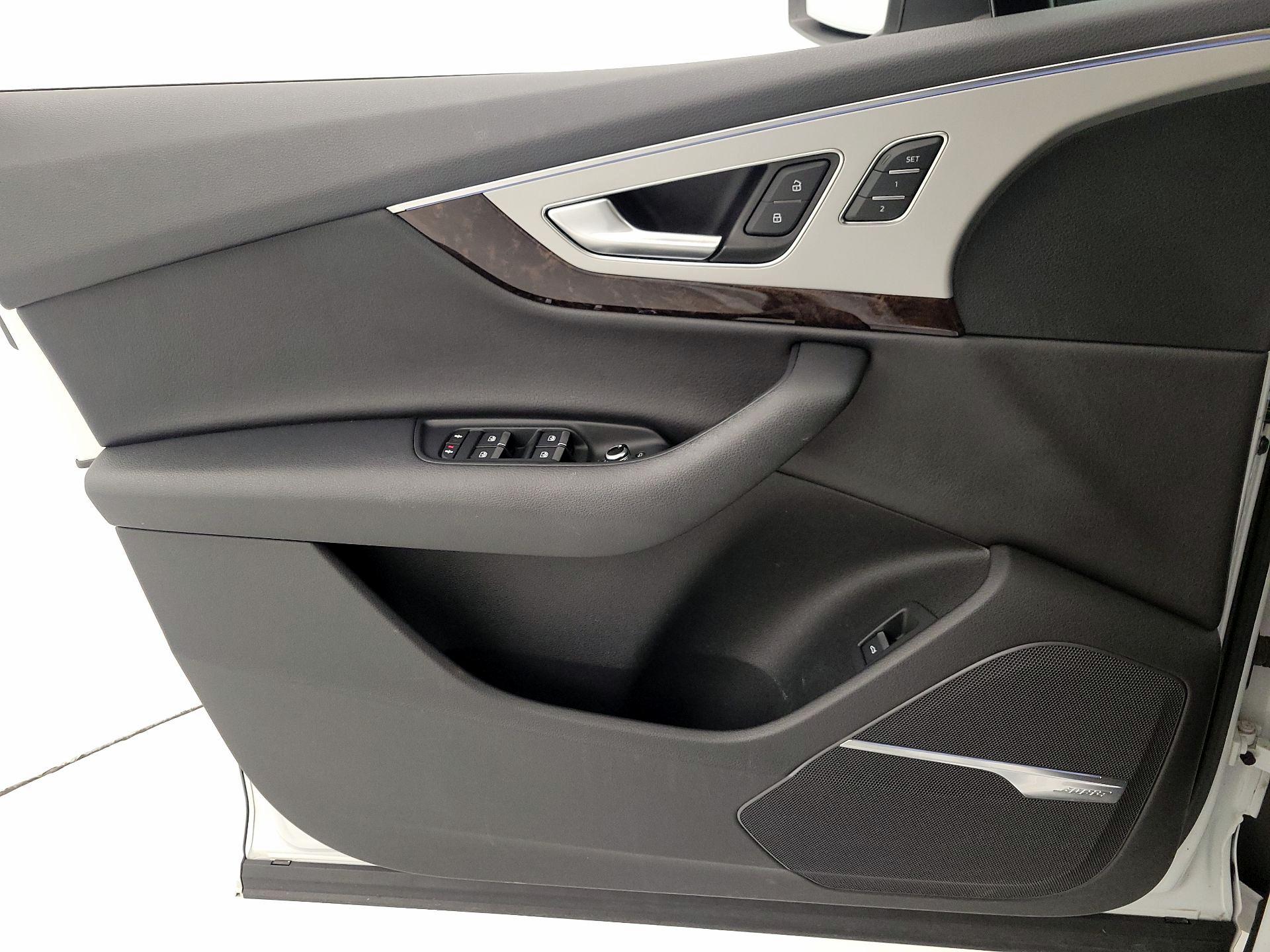 Thumbnail: 2019 Audi Q7 - 12