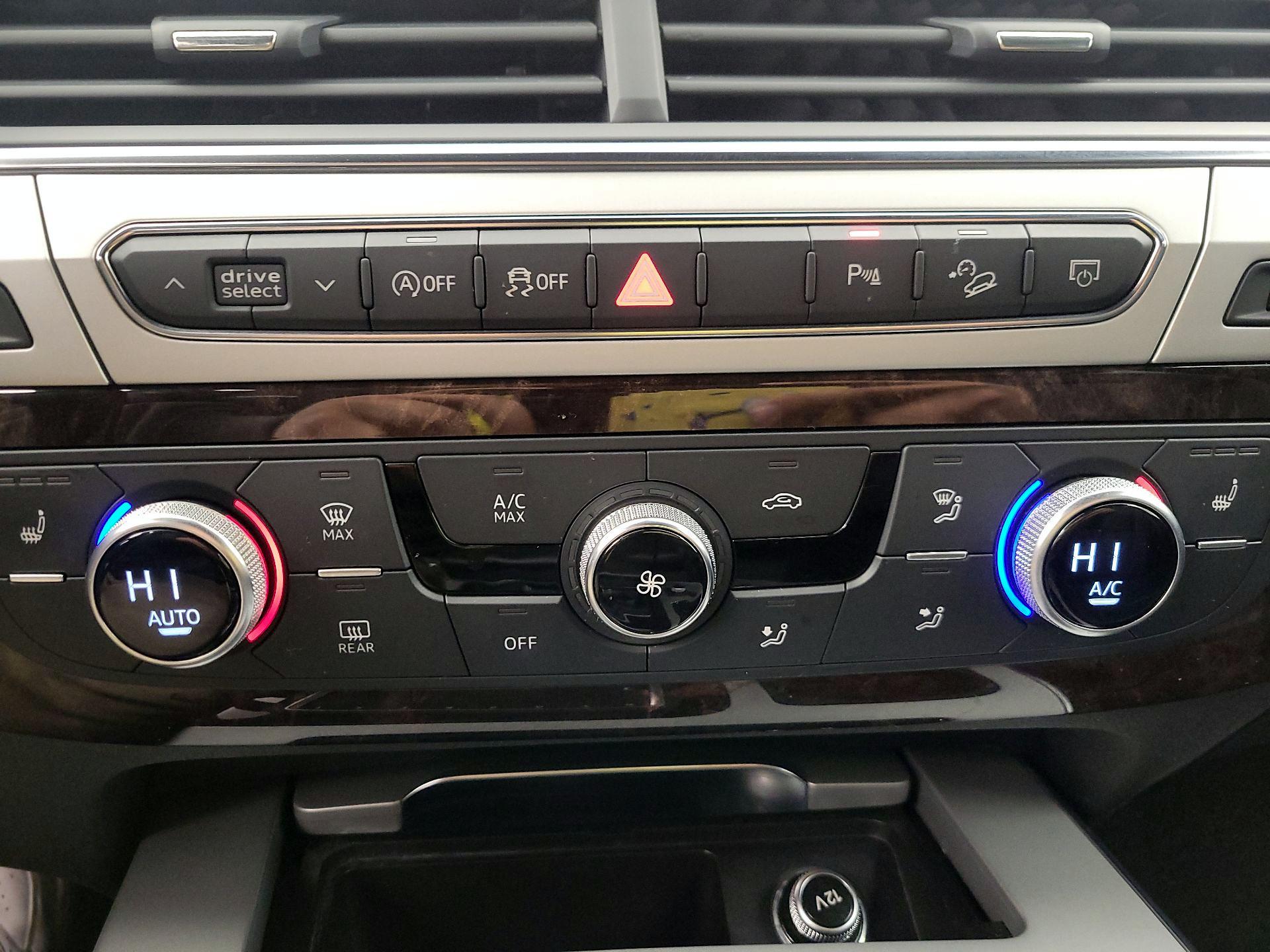 Thumbnail: 2019 Audi Q7 - 17