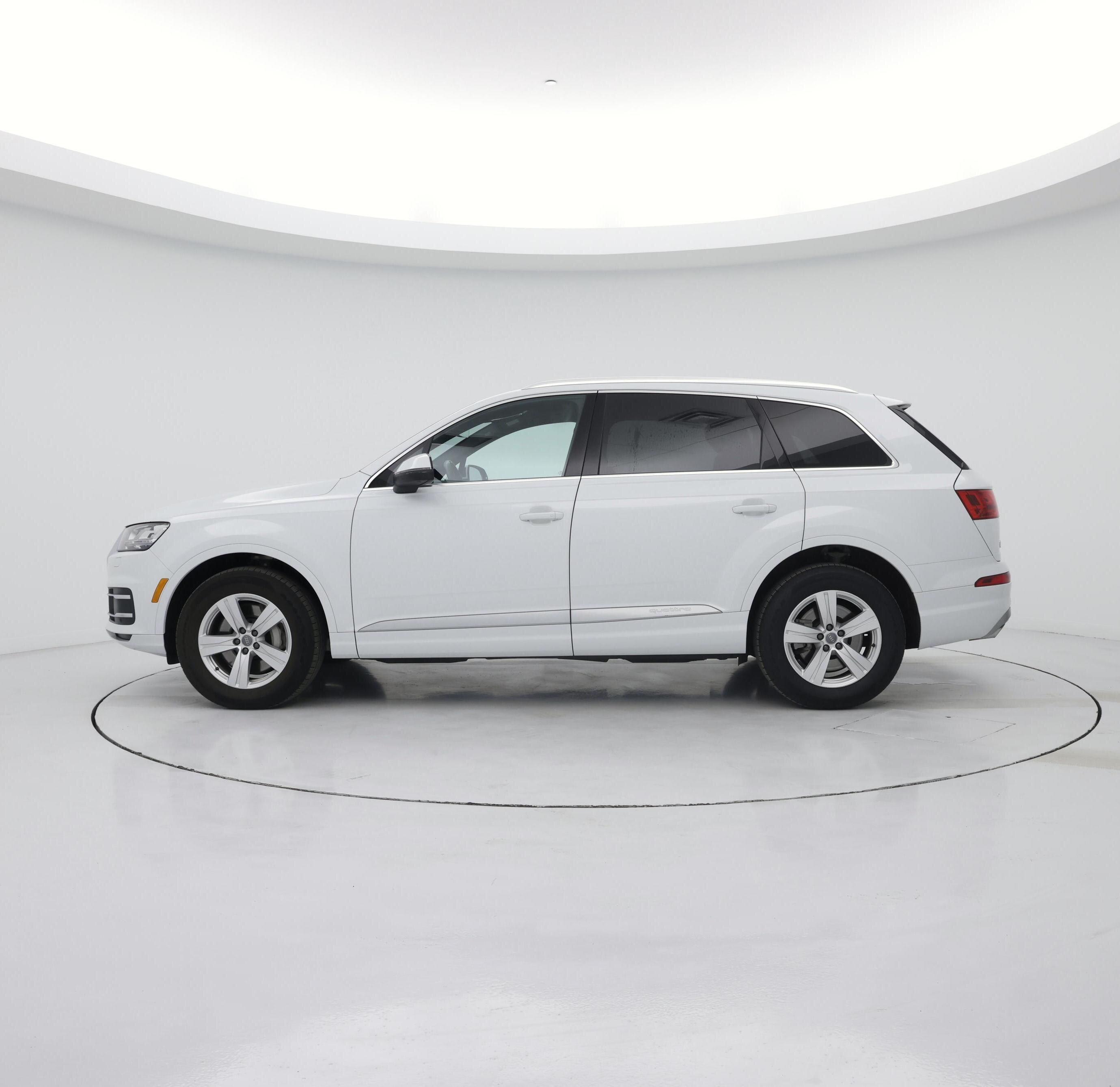 Thumbnail: 2019 Audi Q7 - 3