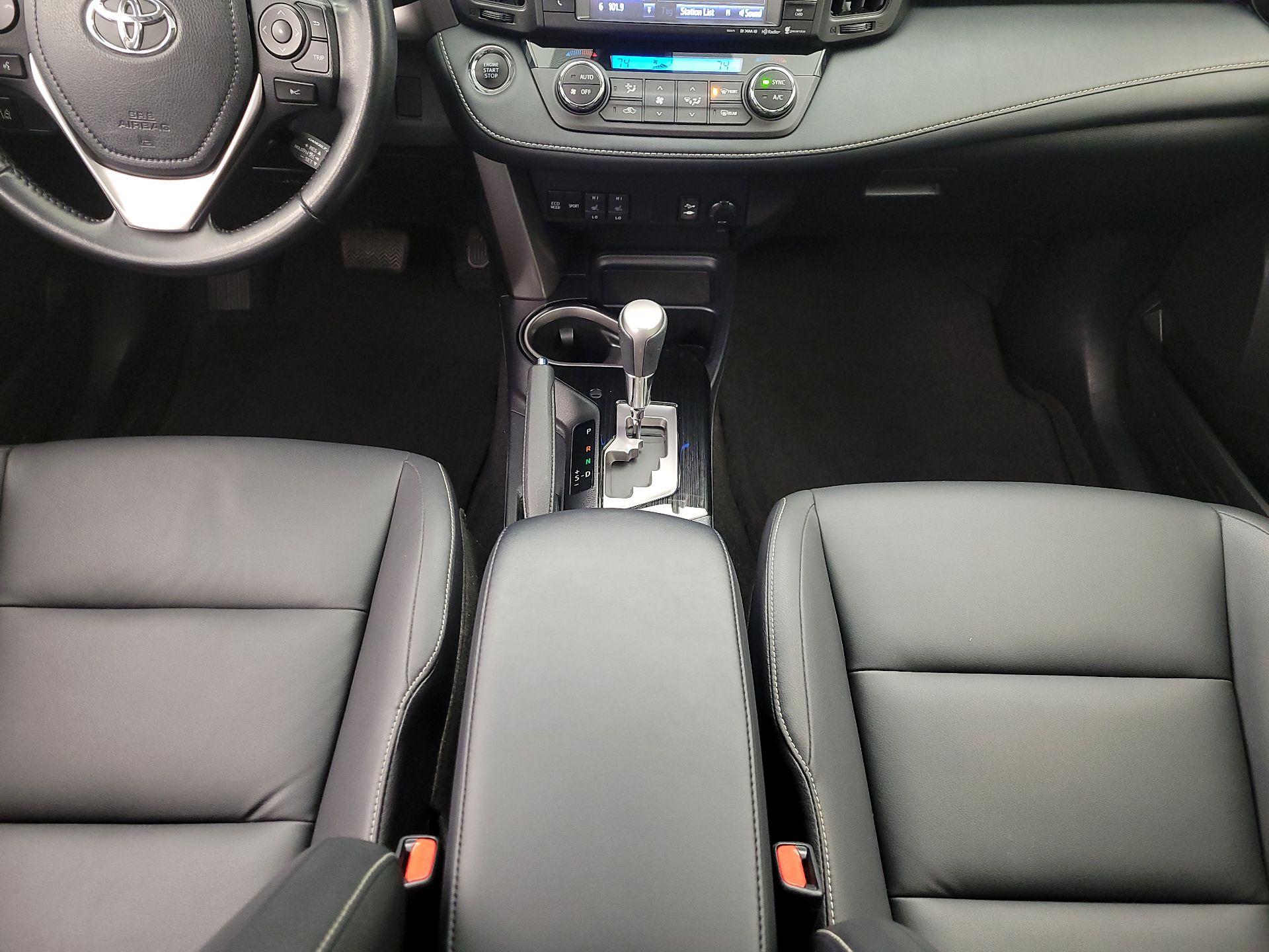 Thumbnail: 2017 Toyota RAV4 - 17