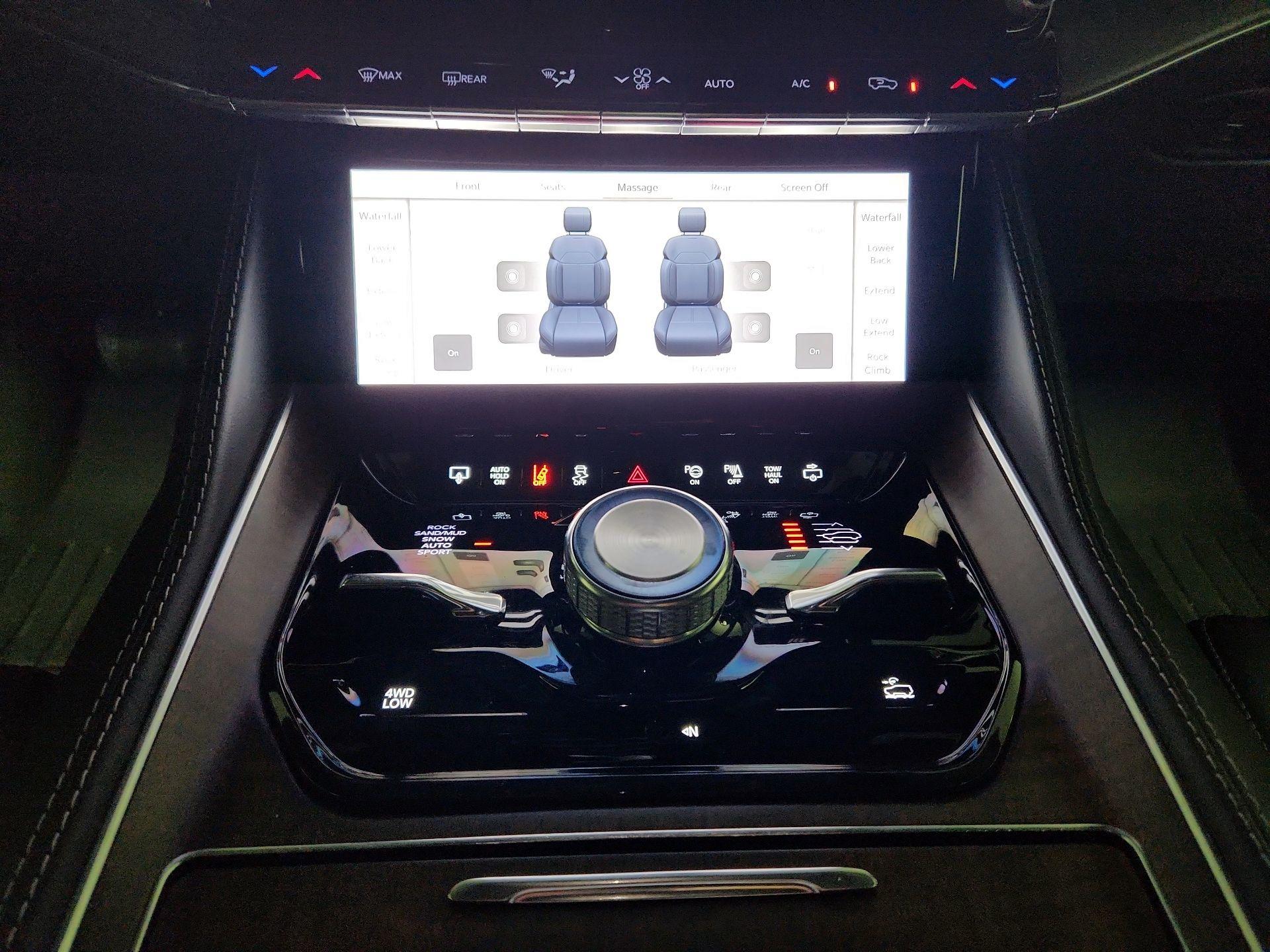 Thumbnail: 2022 Jeep Grand Wagoneer - 18