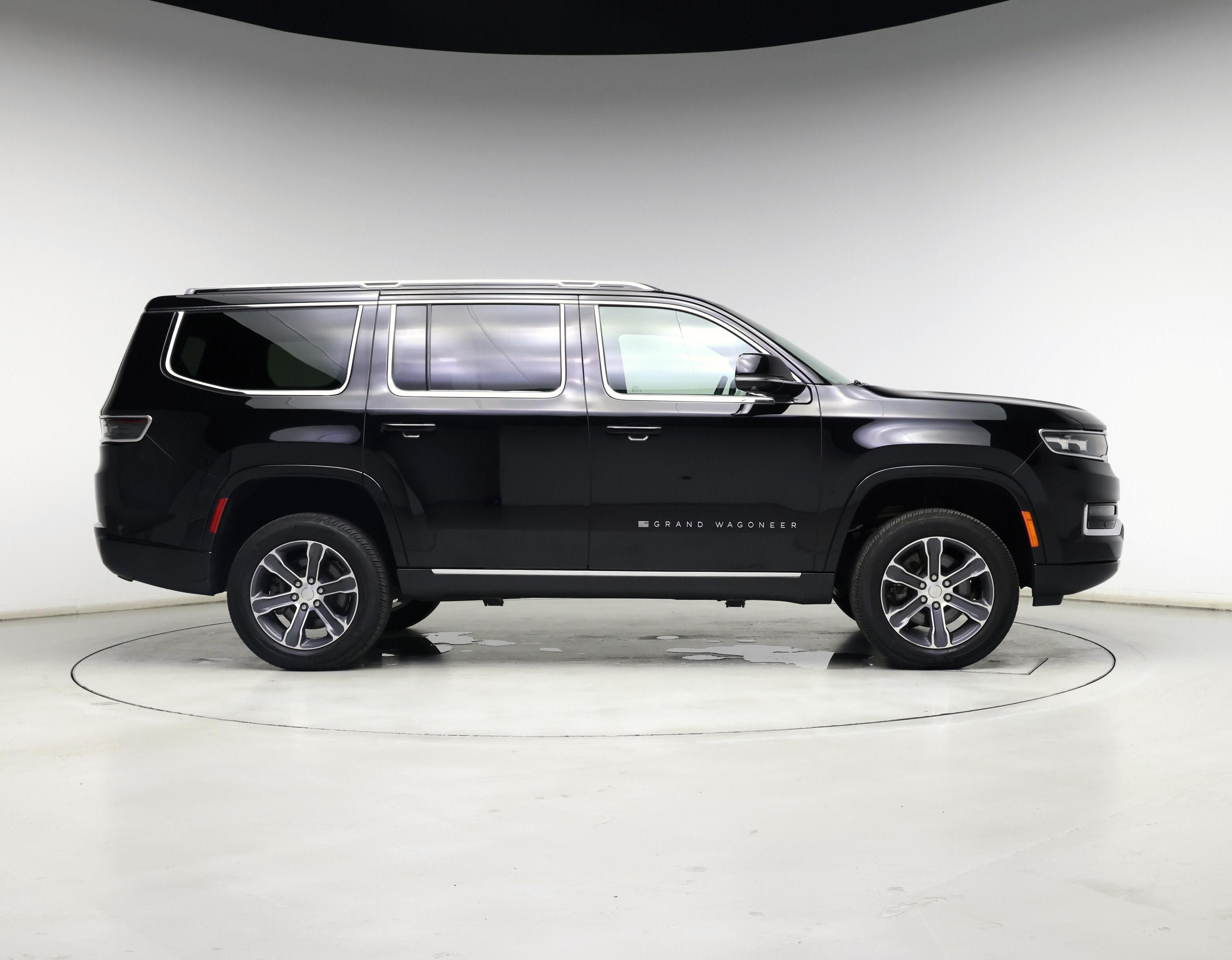 Thumbnail: 2022 Jeep Grand Wagoneer - 7