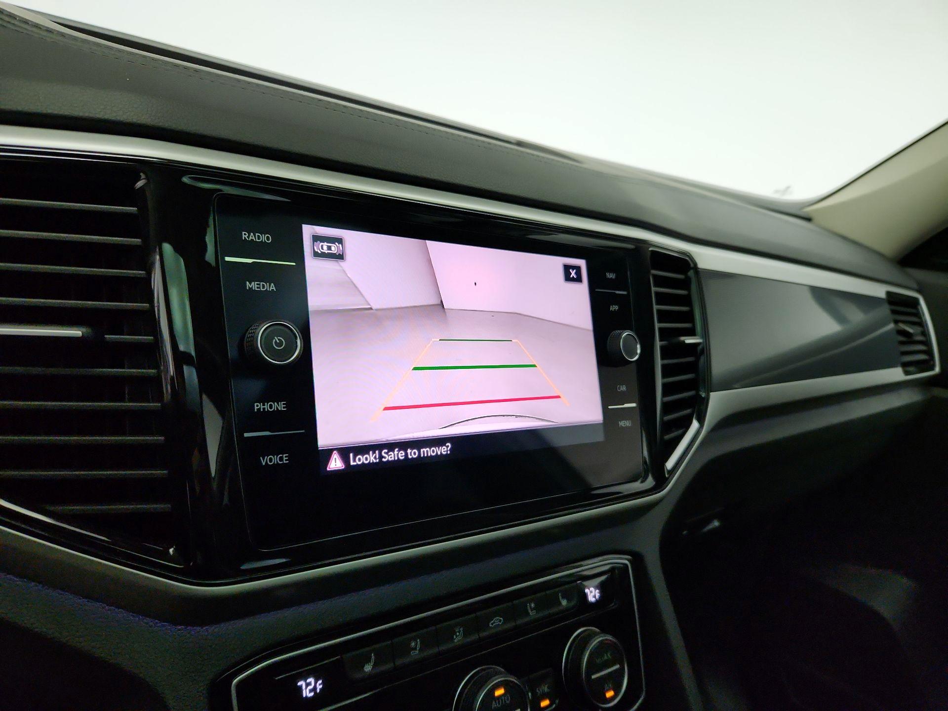 Thumbnail: 2023 Volkswagen Atlas - 15