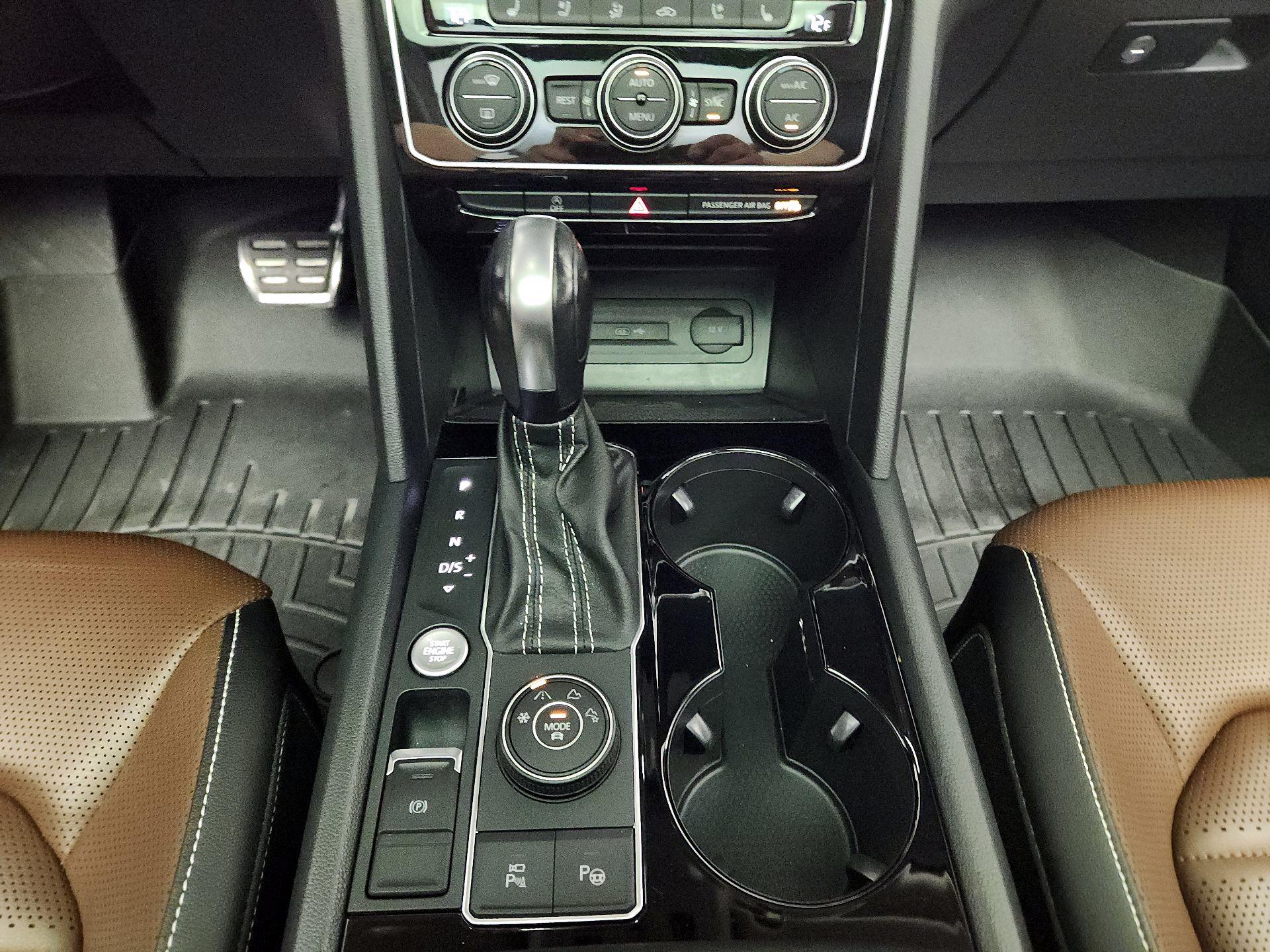 Thumbnail: 2023 Volkswagen Atlas - 18