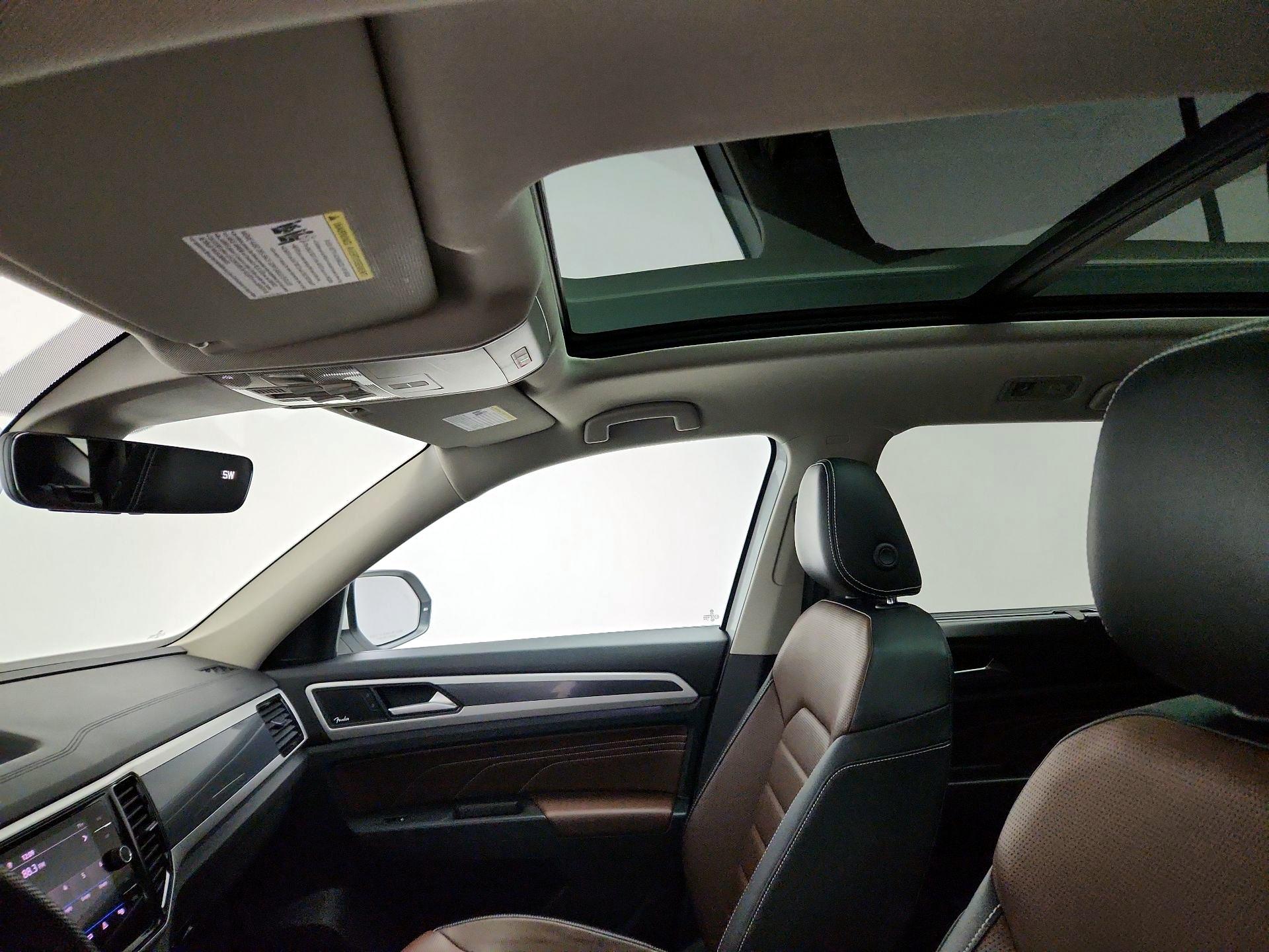 Thumbnail: 2023 Volkswagen Atlas - 20