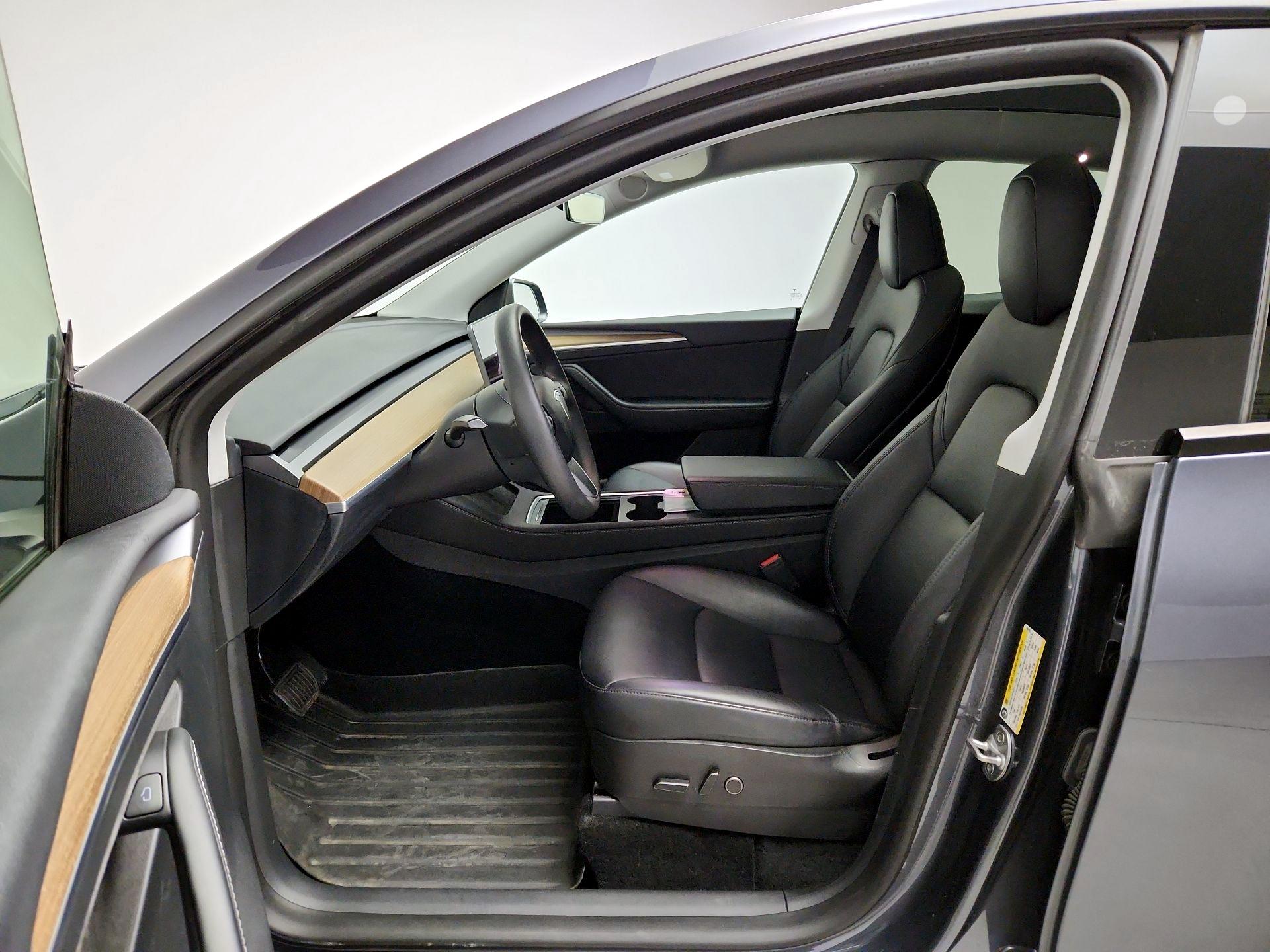 Thumbnail: 2023 Tesla Model Y - 11