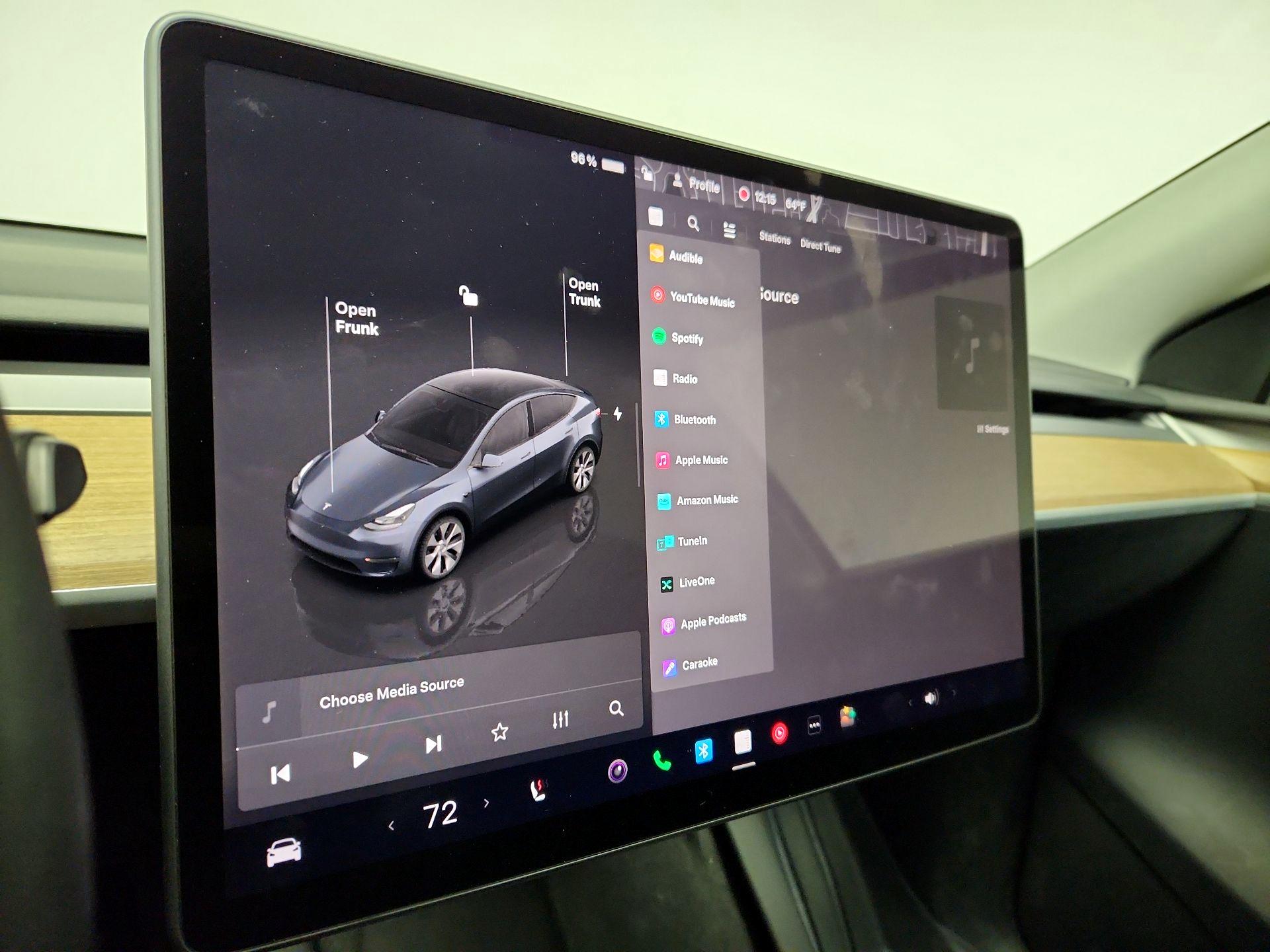 Thumbnail: 2023 Tesla Model Y - 15