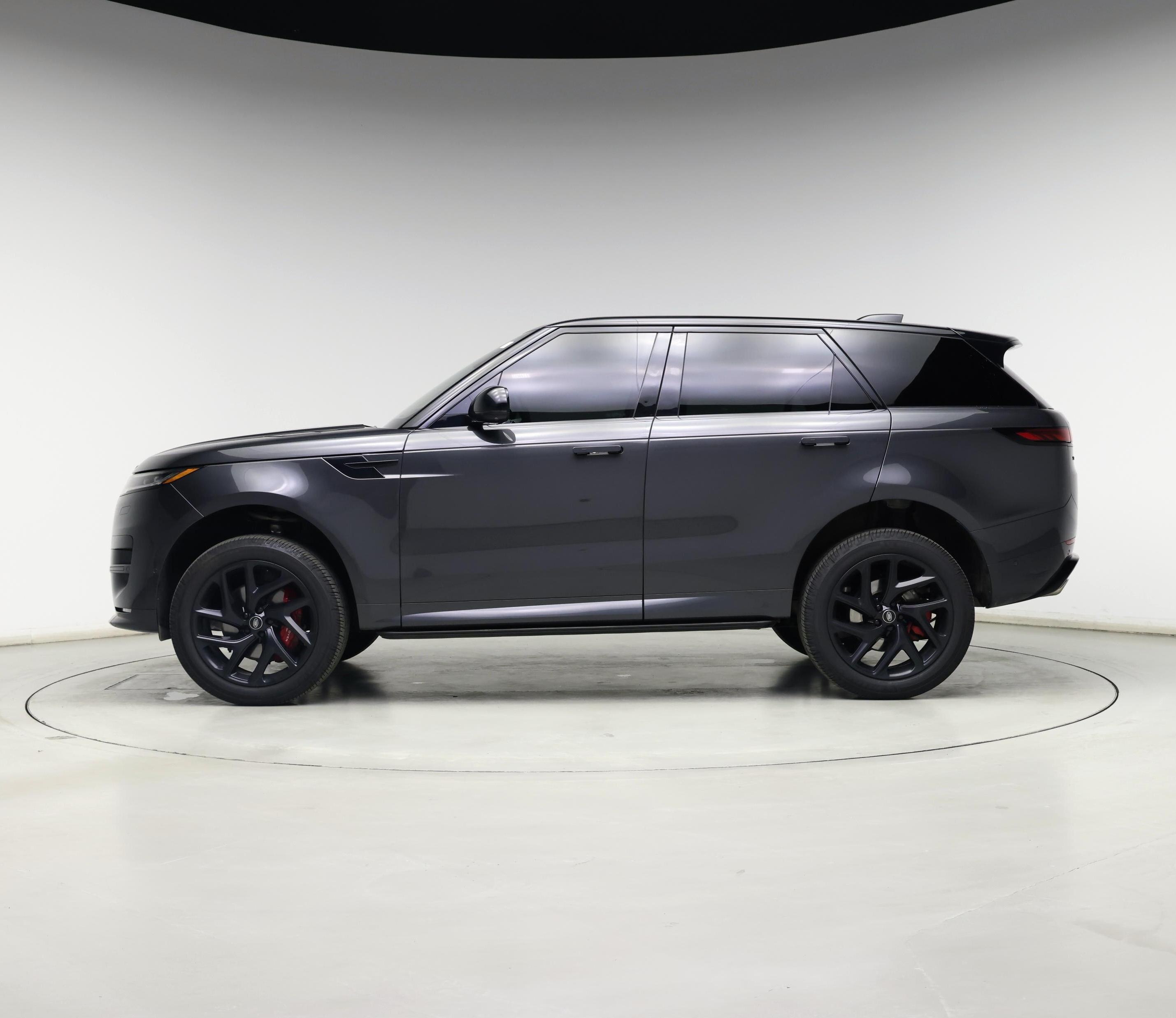 Thumbnail: 2023 Land Rover Range Rover Sport - 3