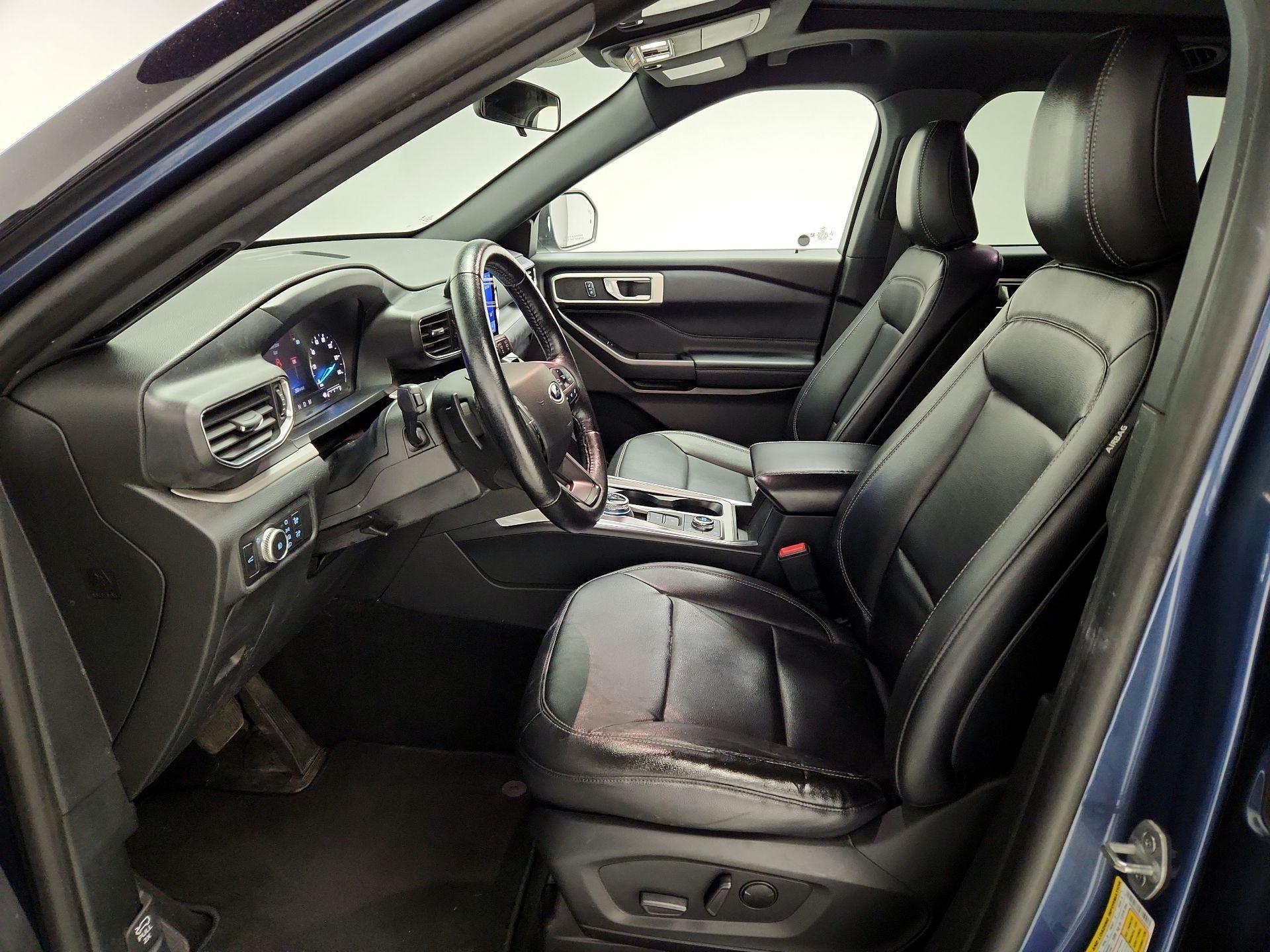 Thumbnail: 2020 Ford Explorer - 11