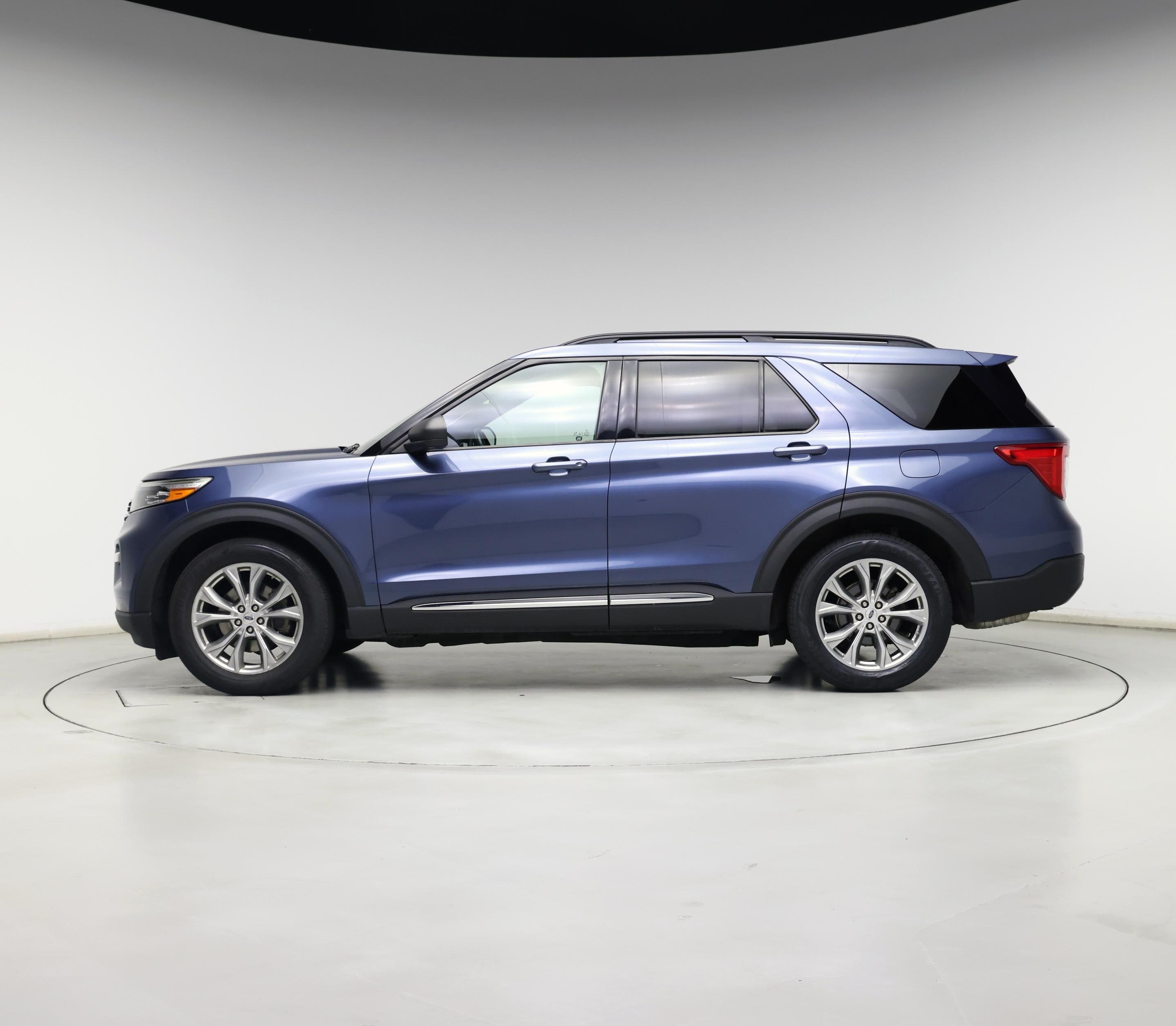 Thumbnail: 2020 Ford Explorer - 3