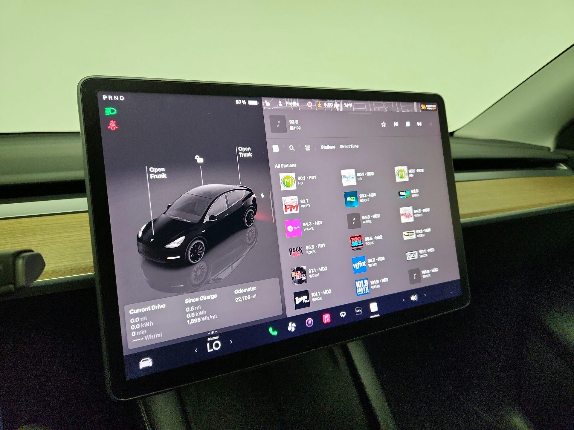 Thumbnail: 2022 Tesla Model Y - 15