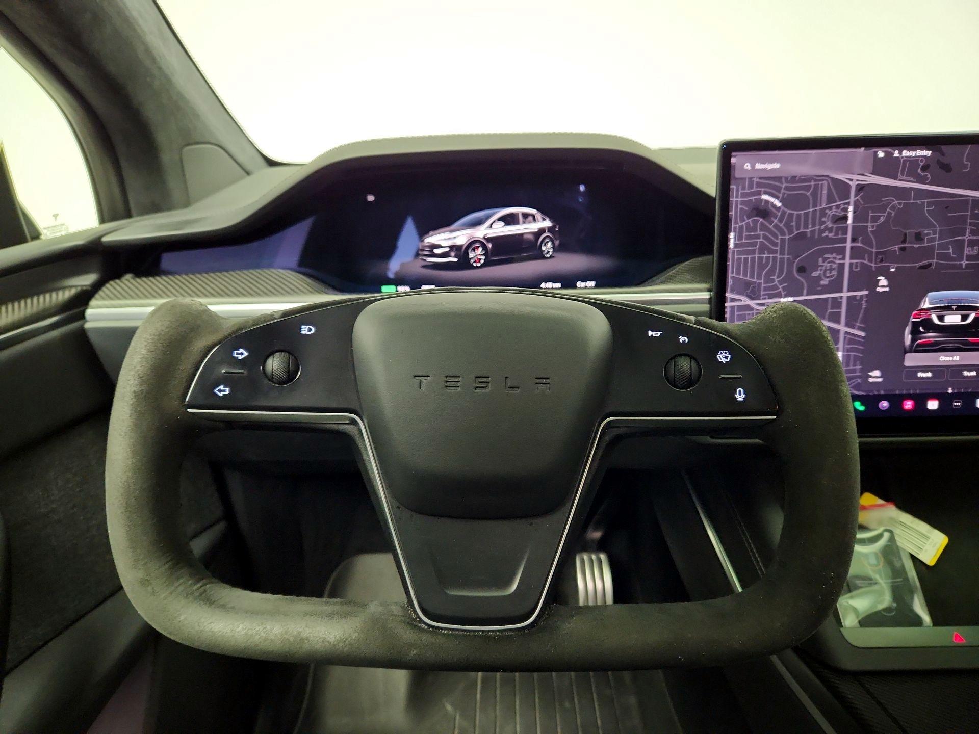 Thumbnail: 2023 Tesla Model X - 10