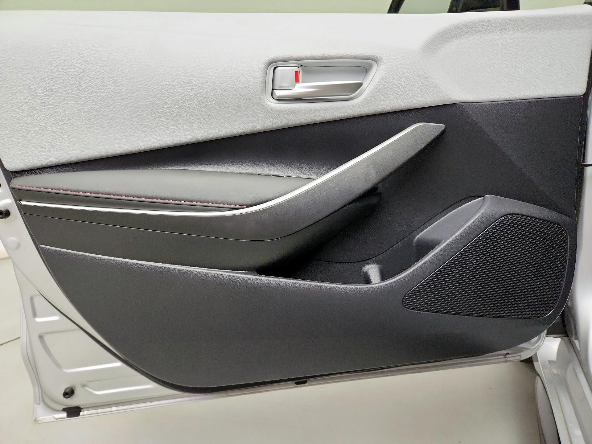 Thumbnail: 2024 Toyota Corolla - 12