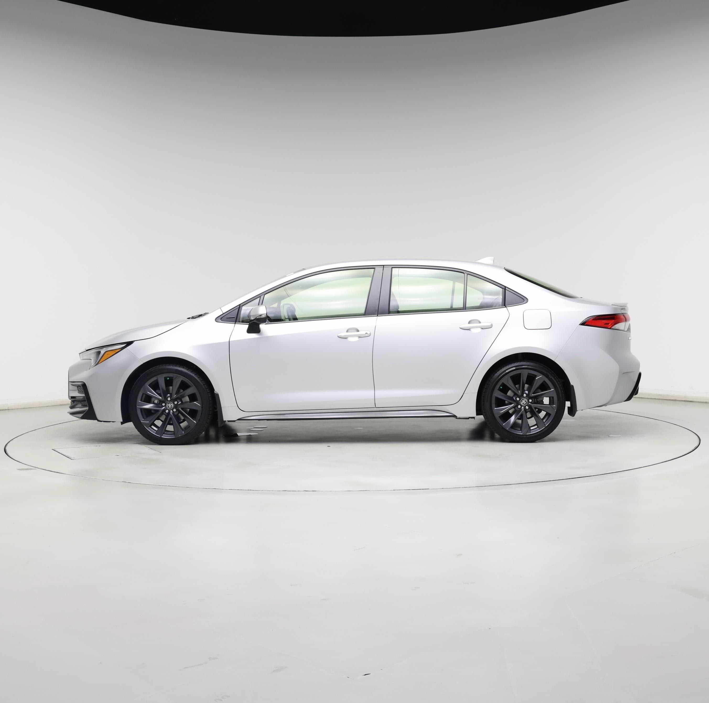 Thumbnail: 2024 Toyota Corolla - 3