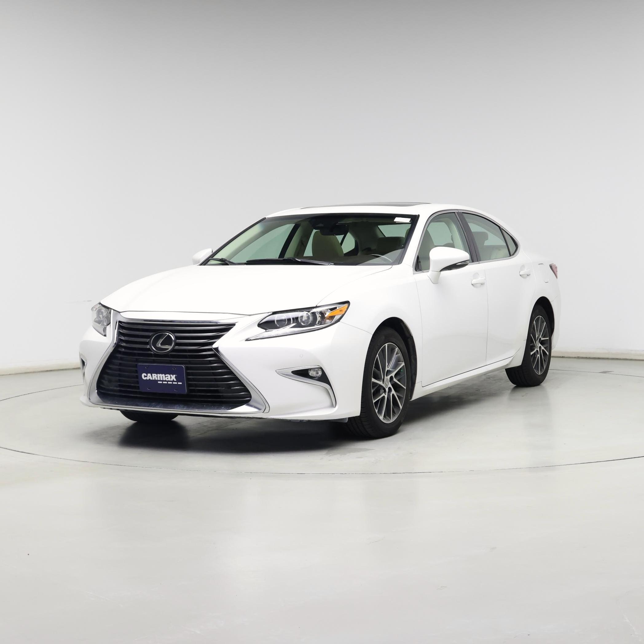 Thumbnail: 2017 Lexus ES - 4
