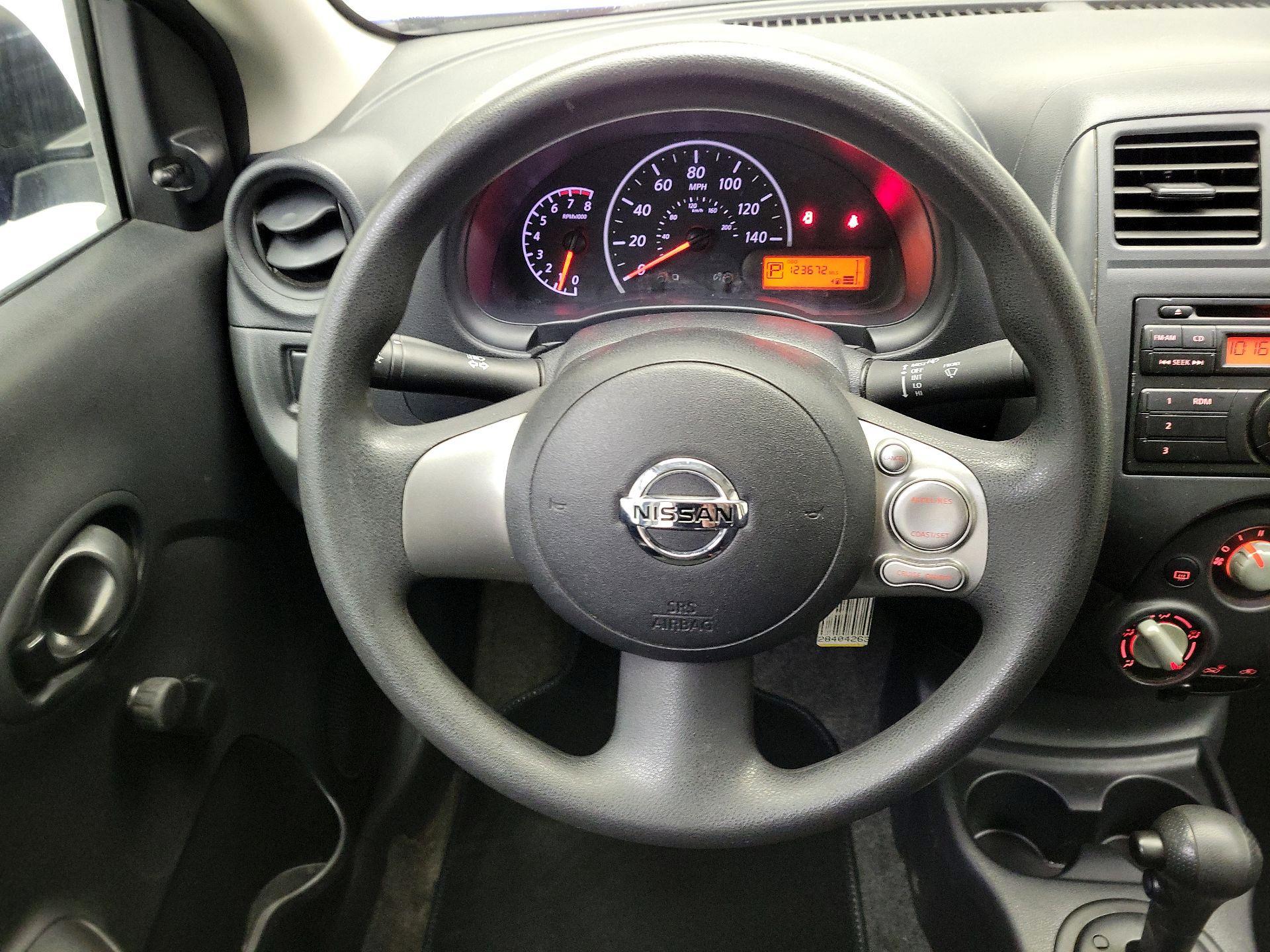 Thumbnail: 2014 Nissan Versa - 10
