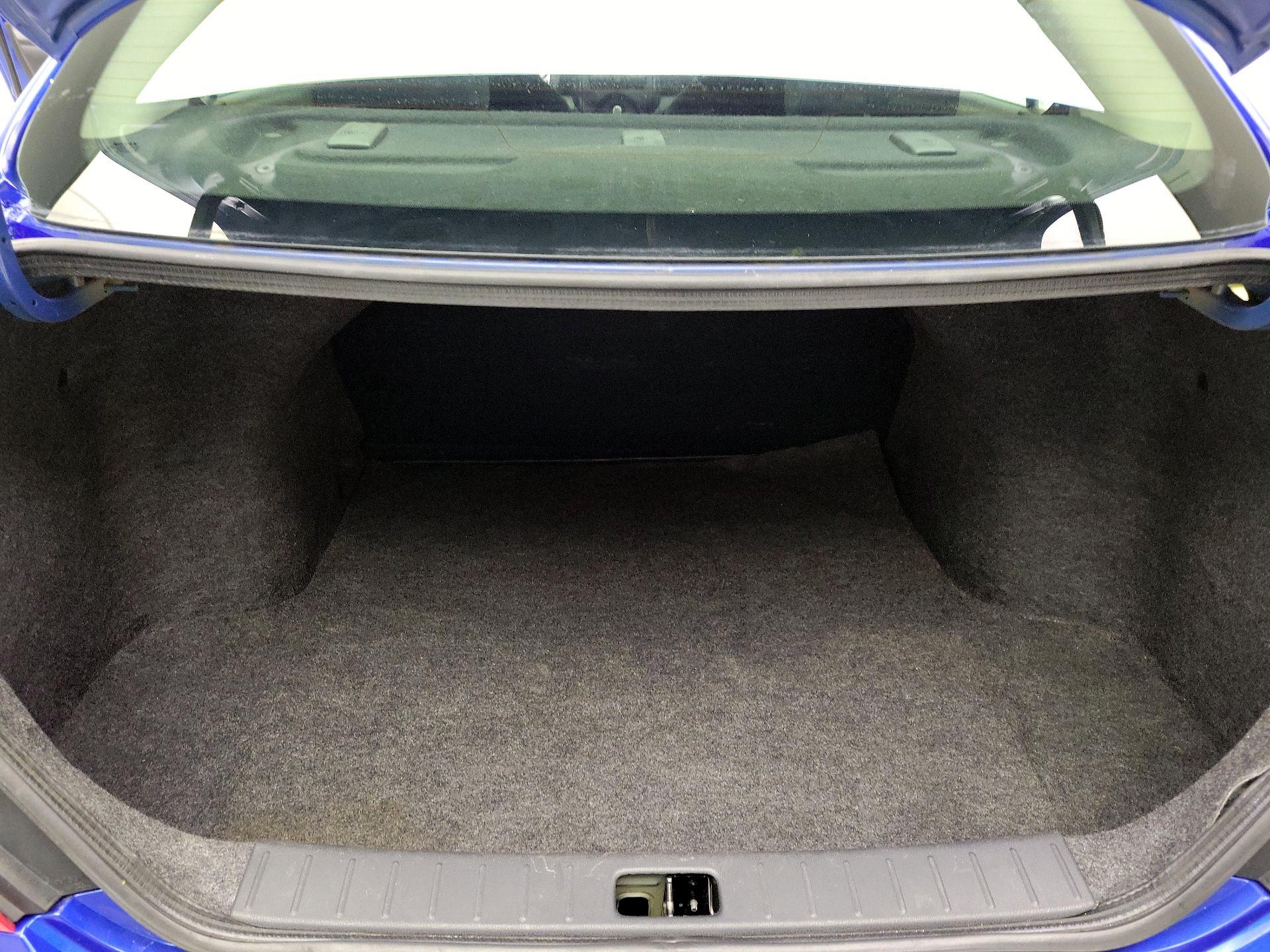 Thumbnail: 2014 Nissan Versa - 18