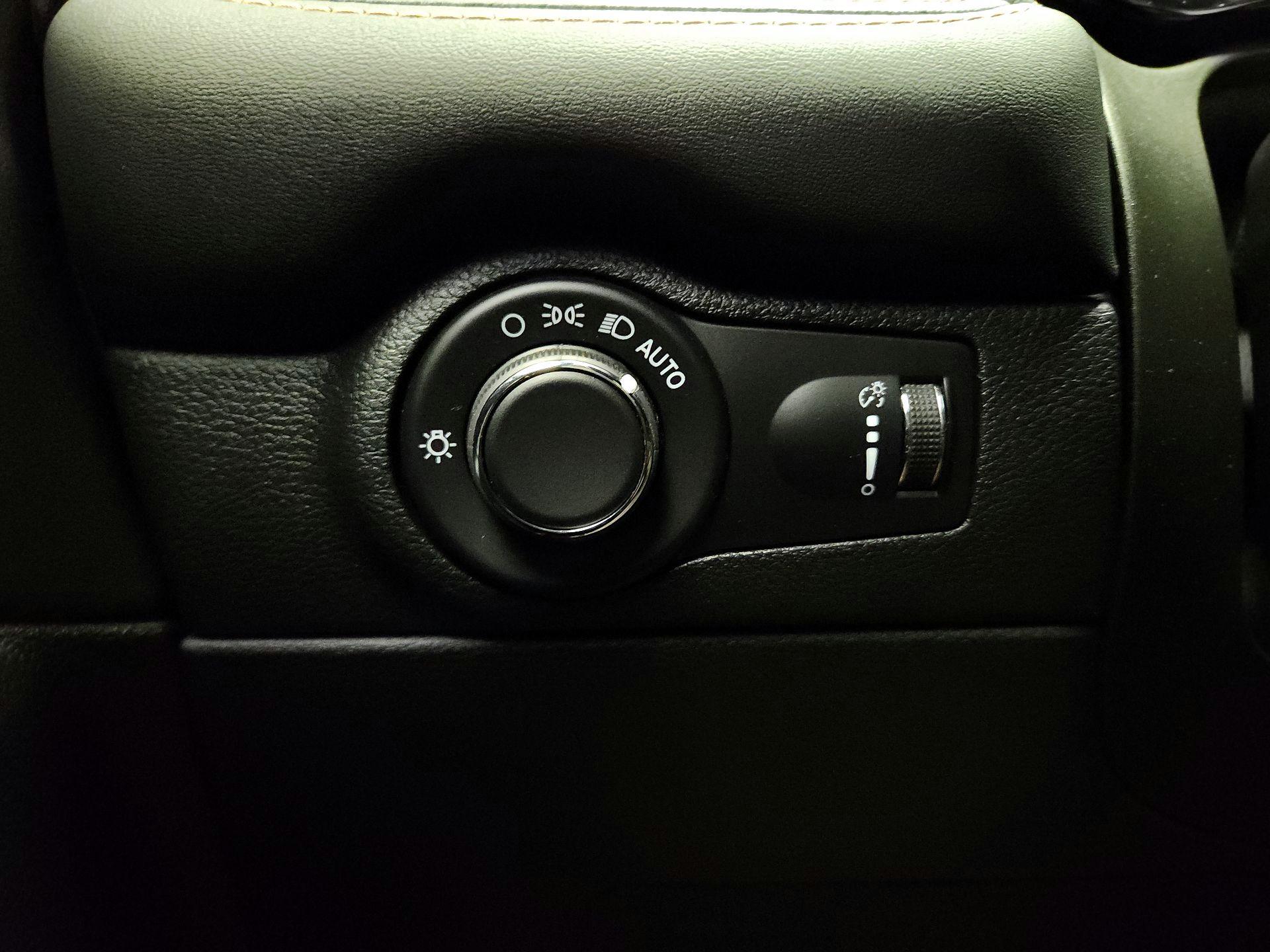 Thumbnail: 2023 Dodge Durango - 13