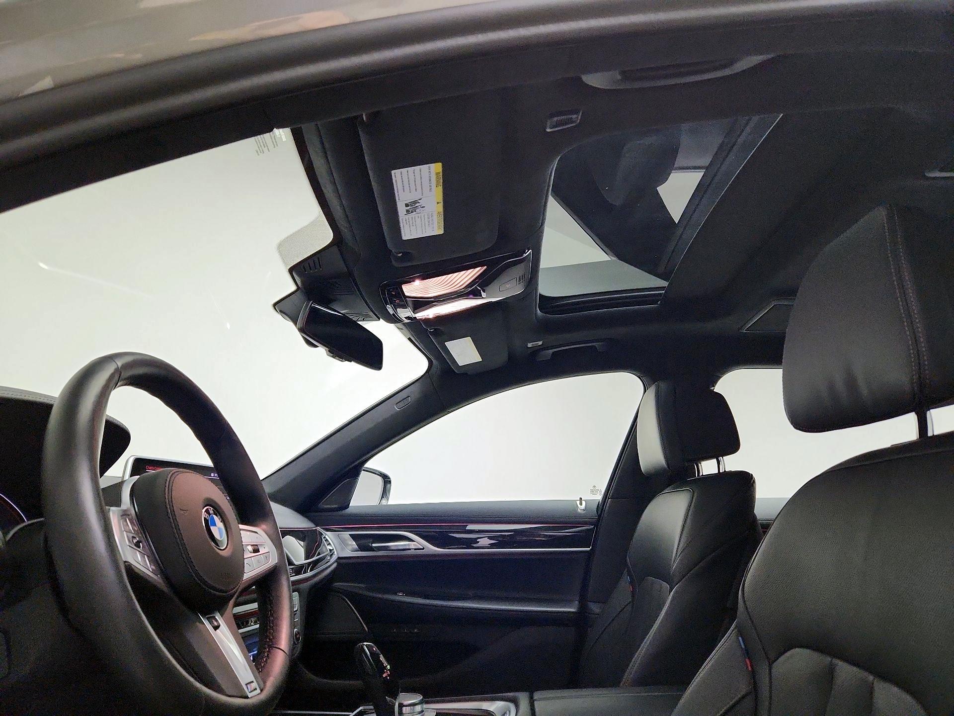 Thumbnail: 2020 BMW 7 Series - 20