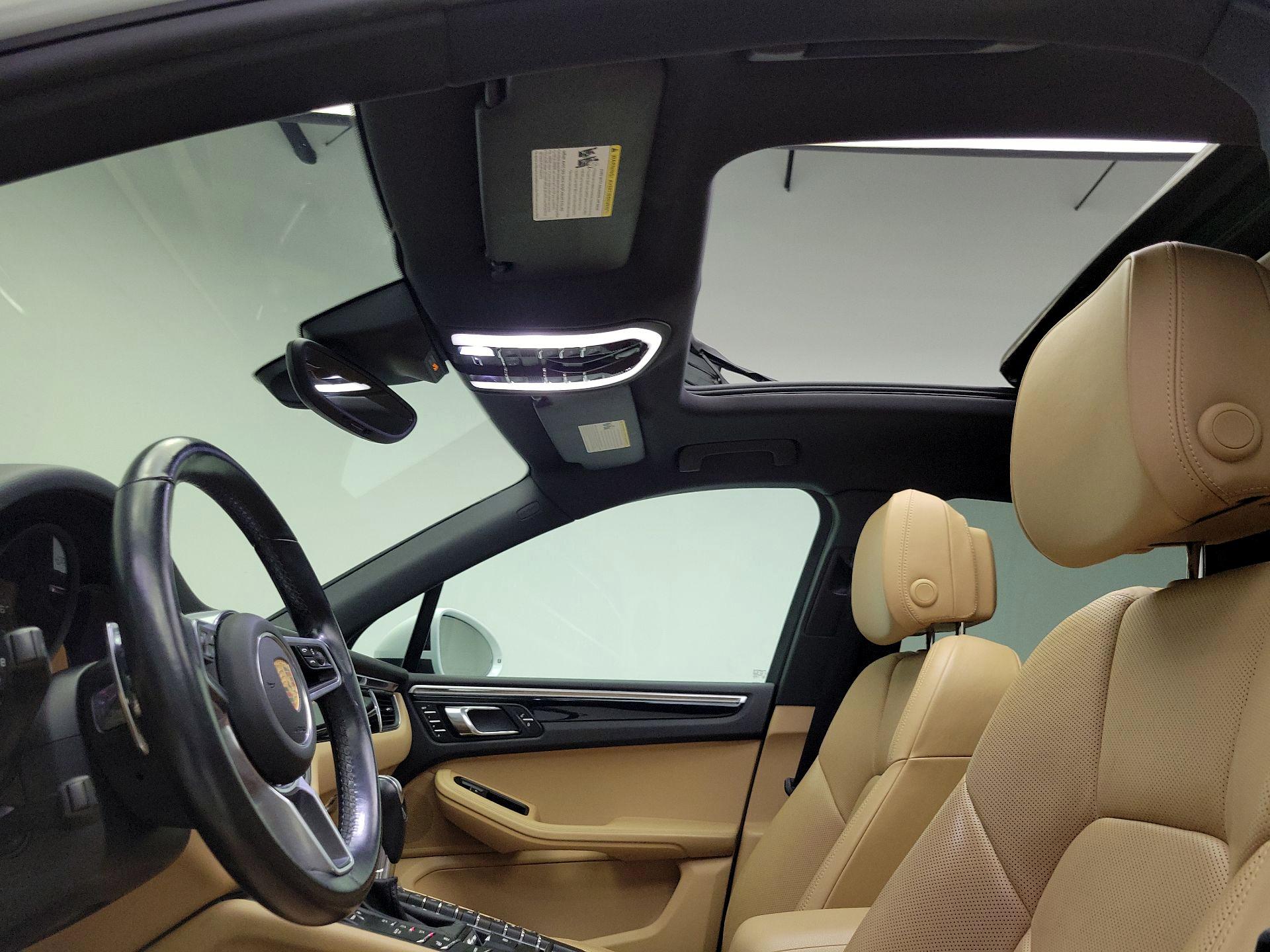 Thumbnail: 2018 Porsche Macan - 20