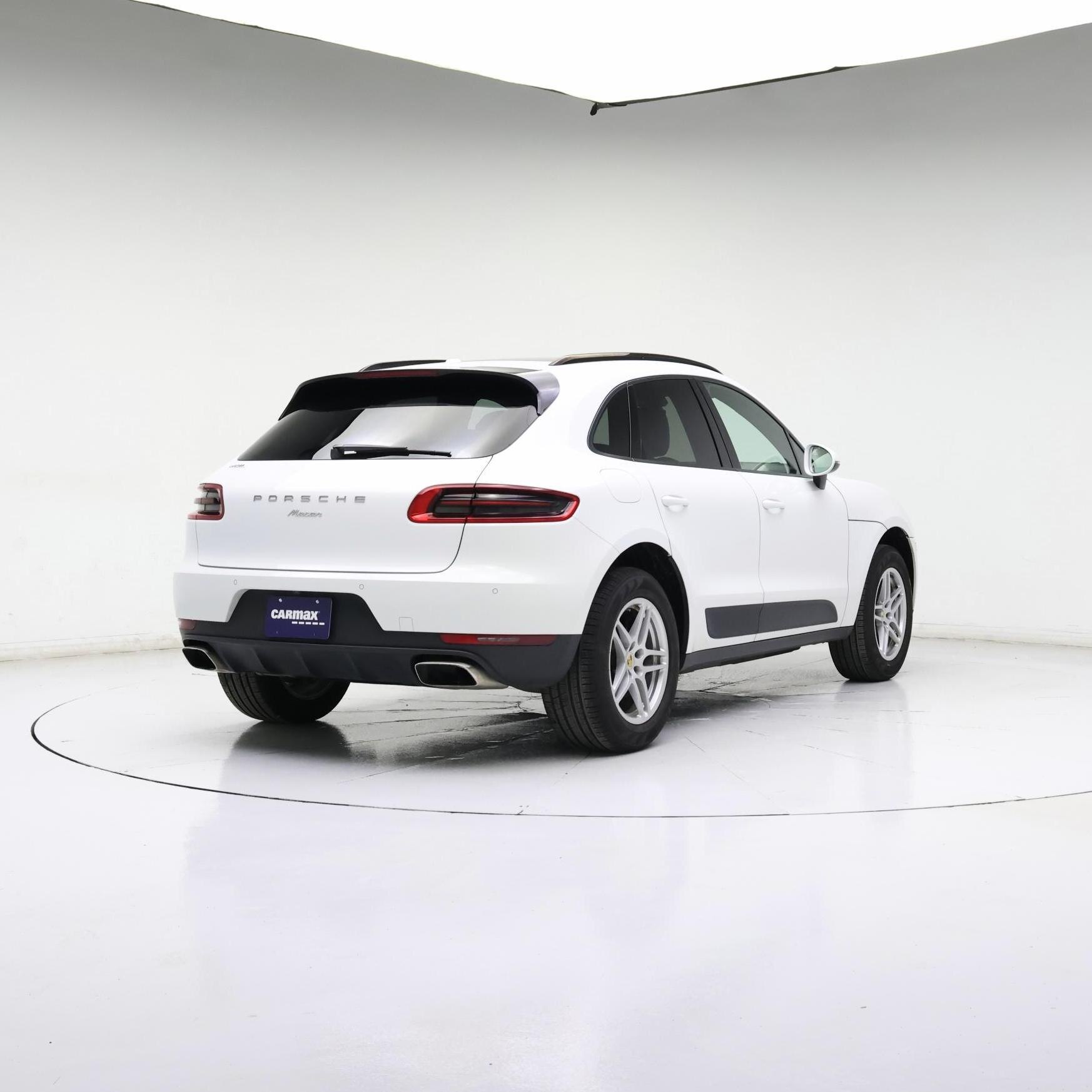 Thumbnail: 2018 Porsche Macan - 8